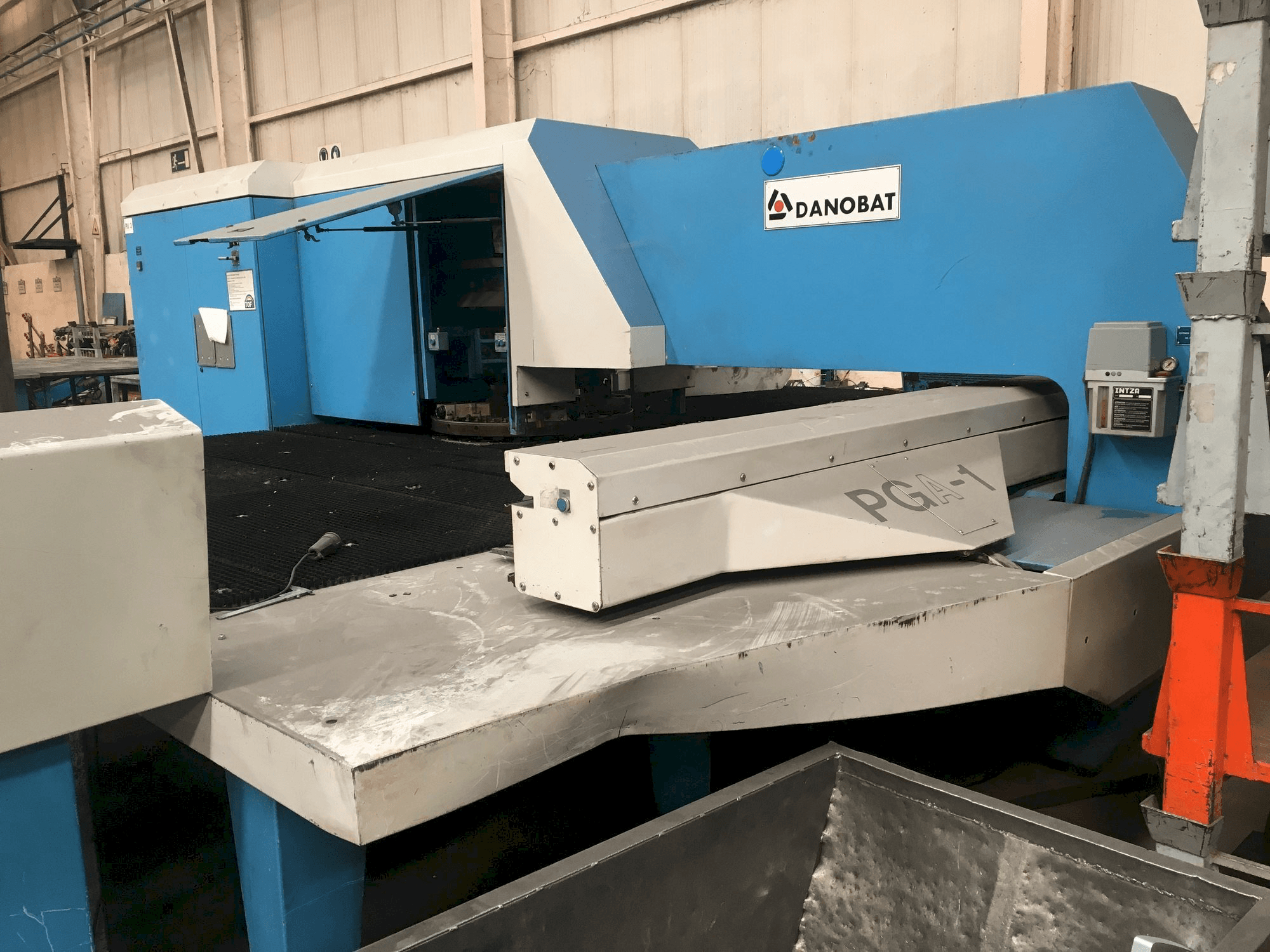 Front view of DANOBAT PGA-1 machine