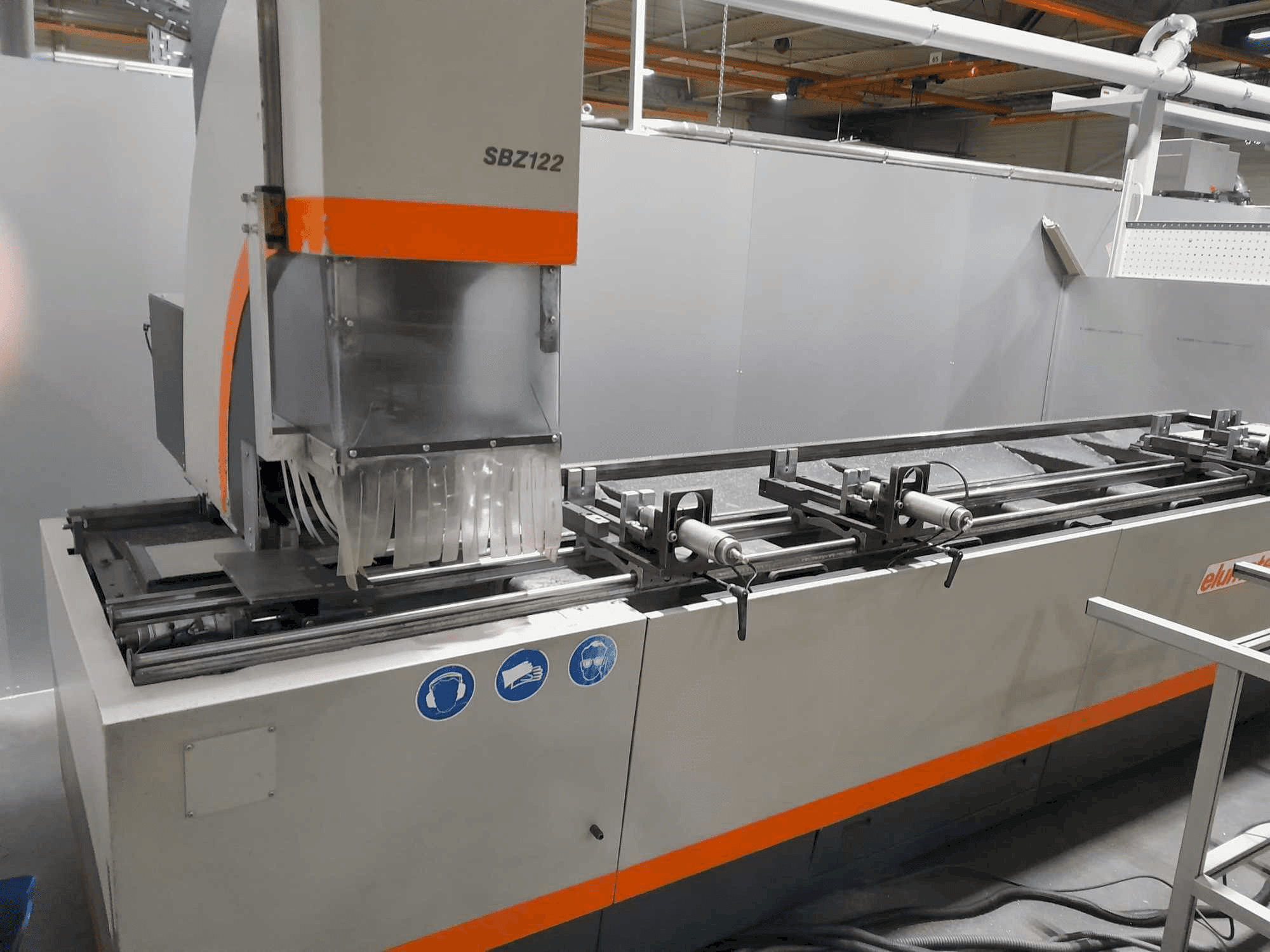 MACHINE_IMG_ALT_FRONT_VIEW