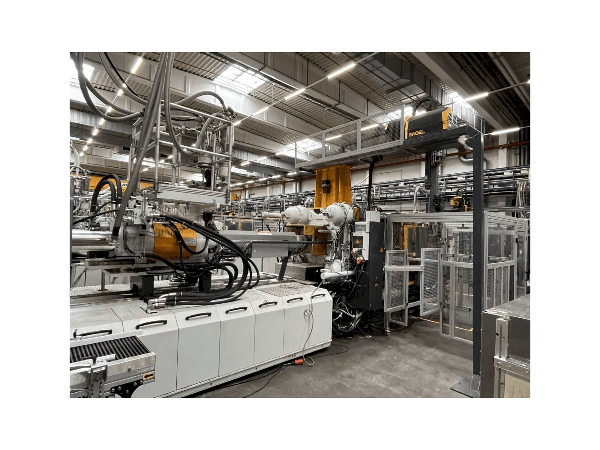 MACHINE_IMG_ALT_FRONT_VIEW