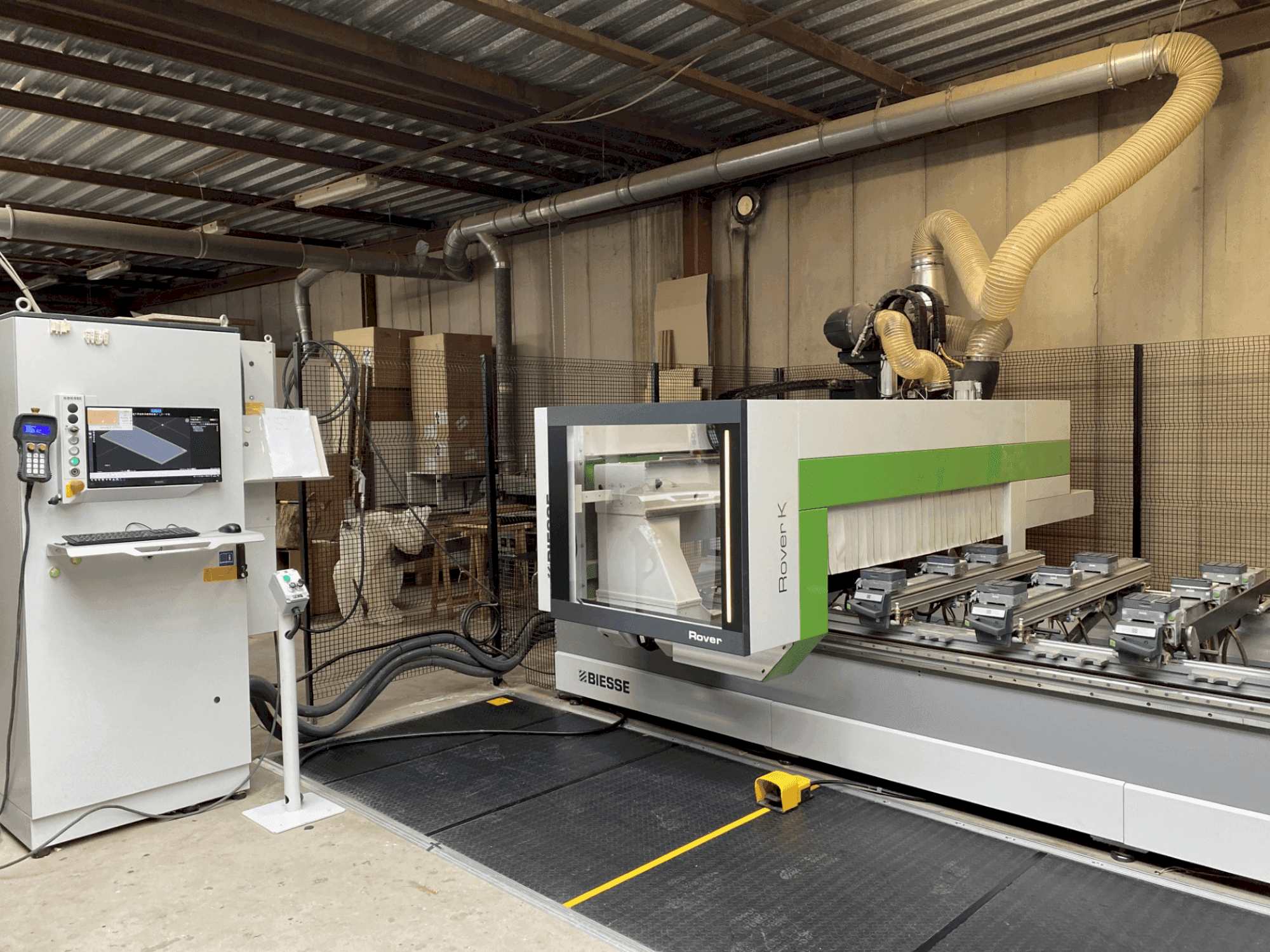 MACHINE_IMG_ALT_FRONT_VIEW