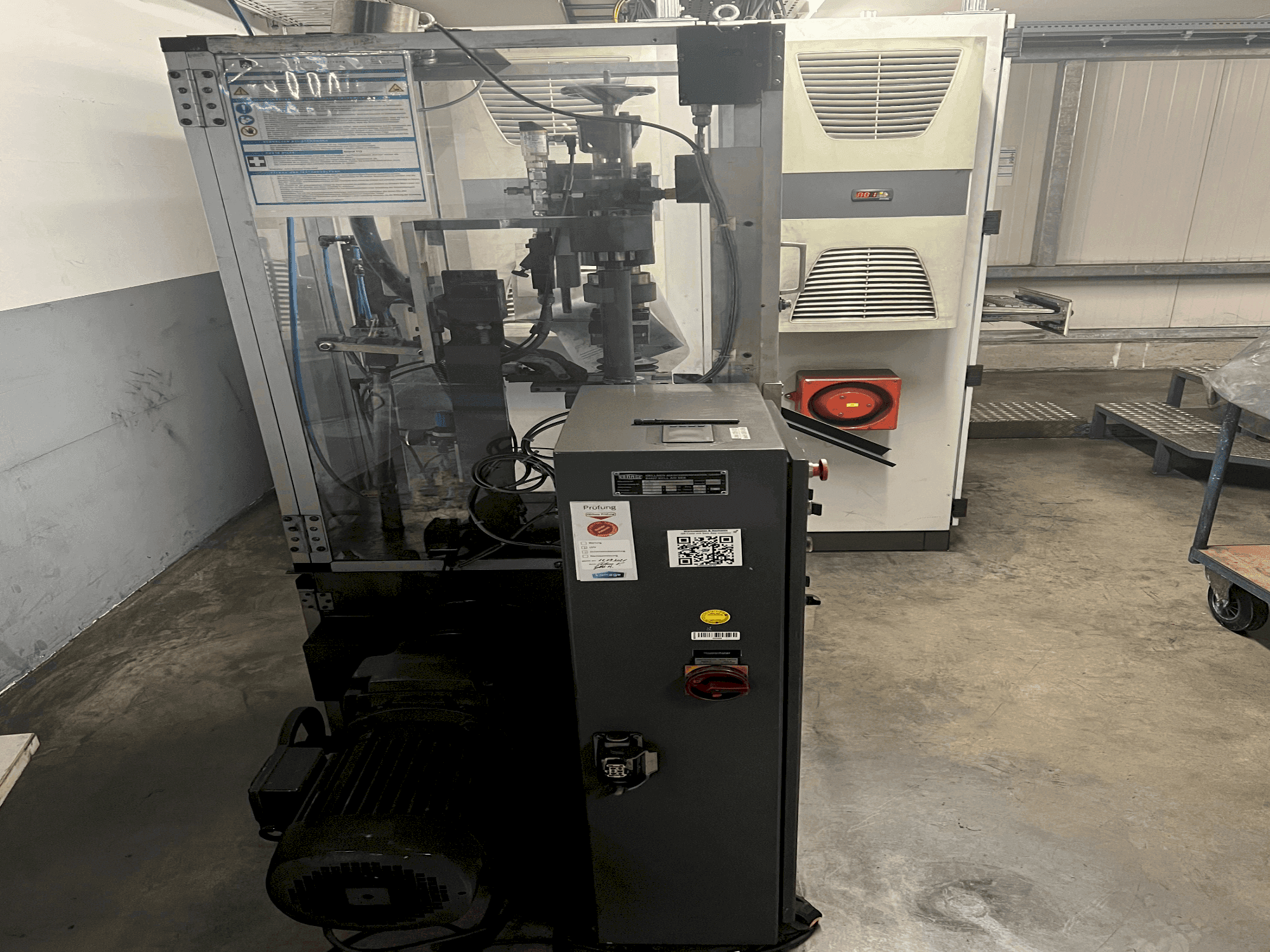 MACHINE_IMG_ALT_FRONT_VIEW
