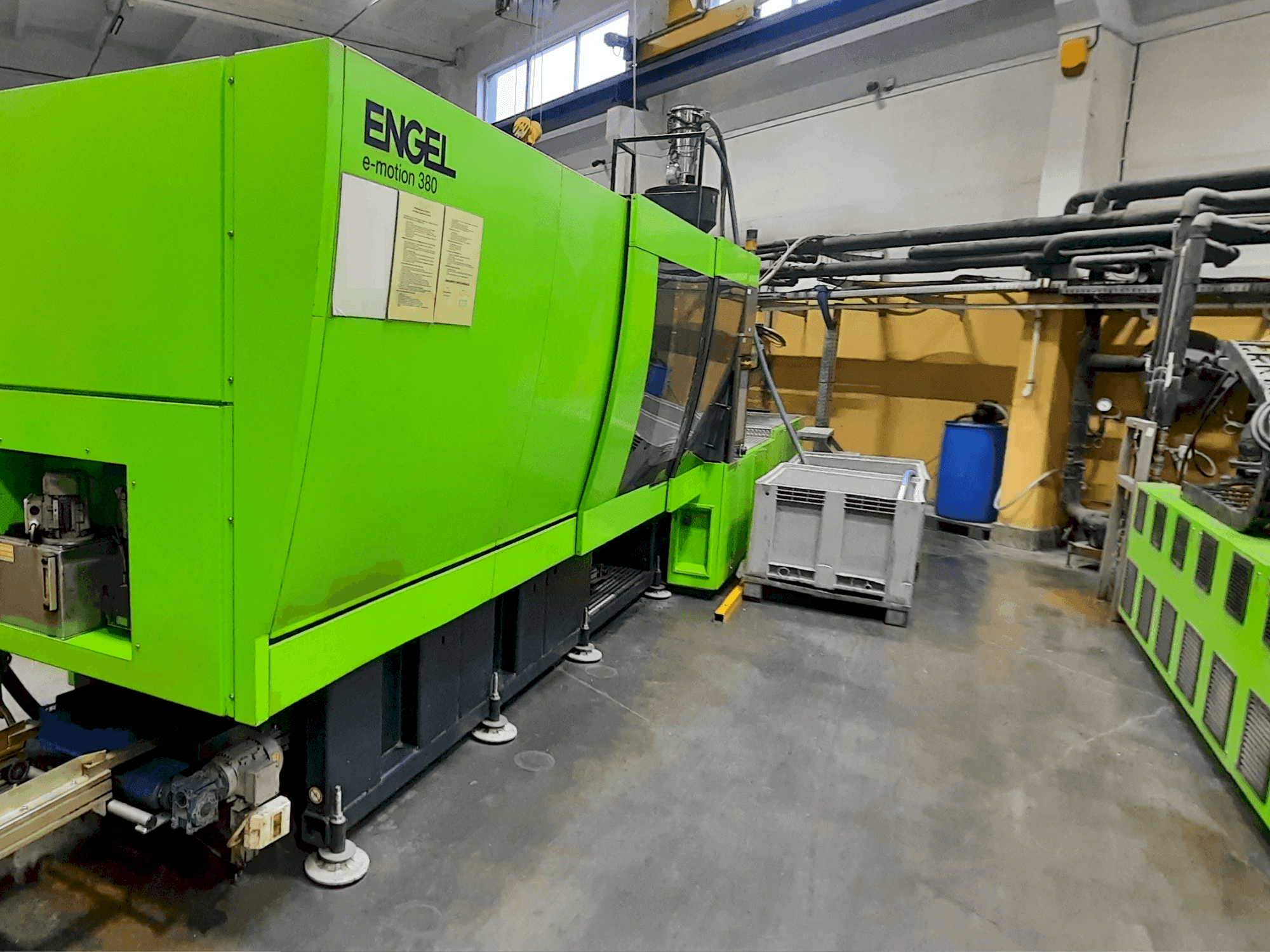MACHINE_IMG_ALT_FRONT_VIEW
