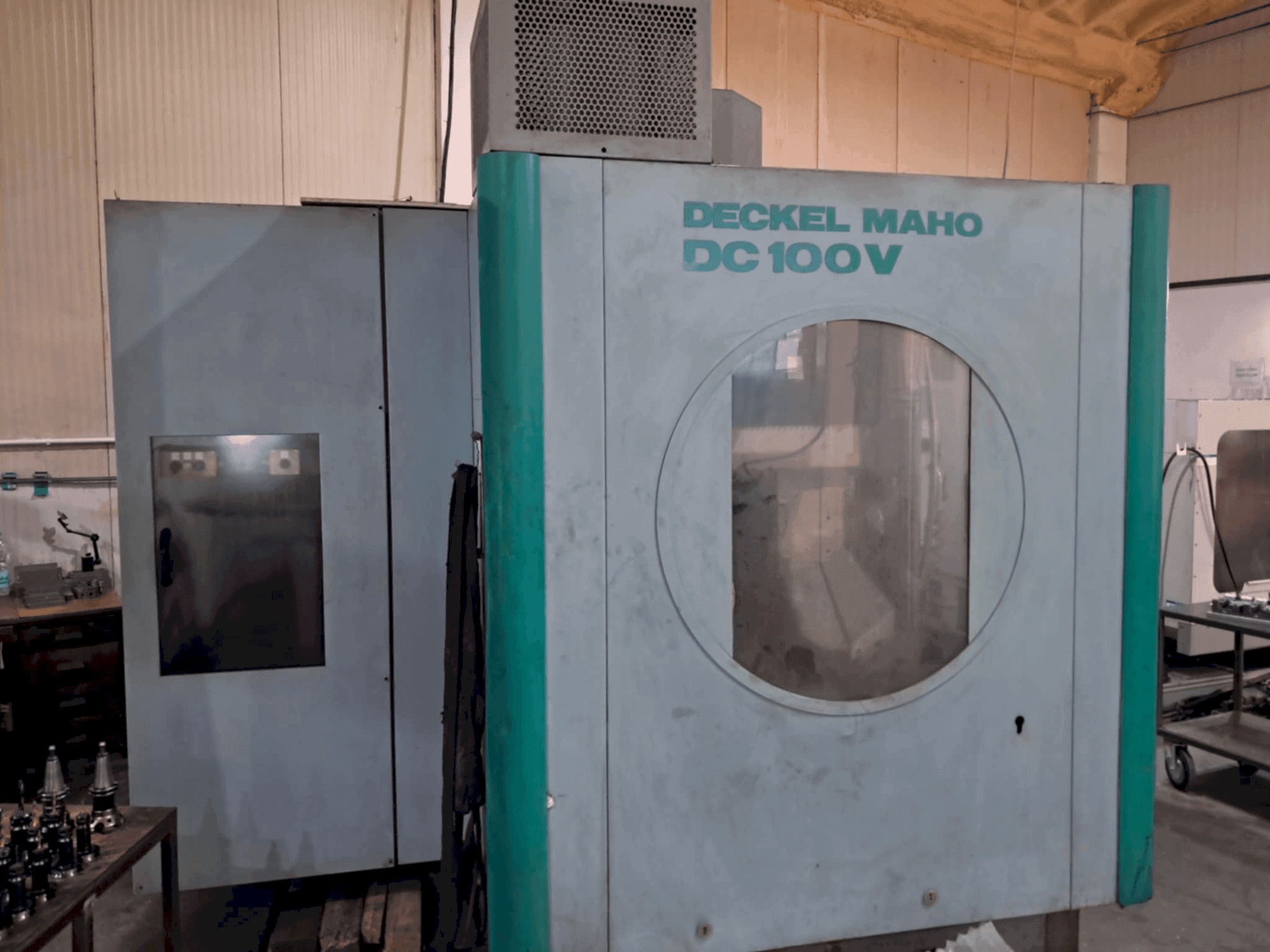 MACHINE_IMG_ALT_FRONT_VIEW