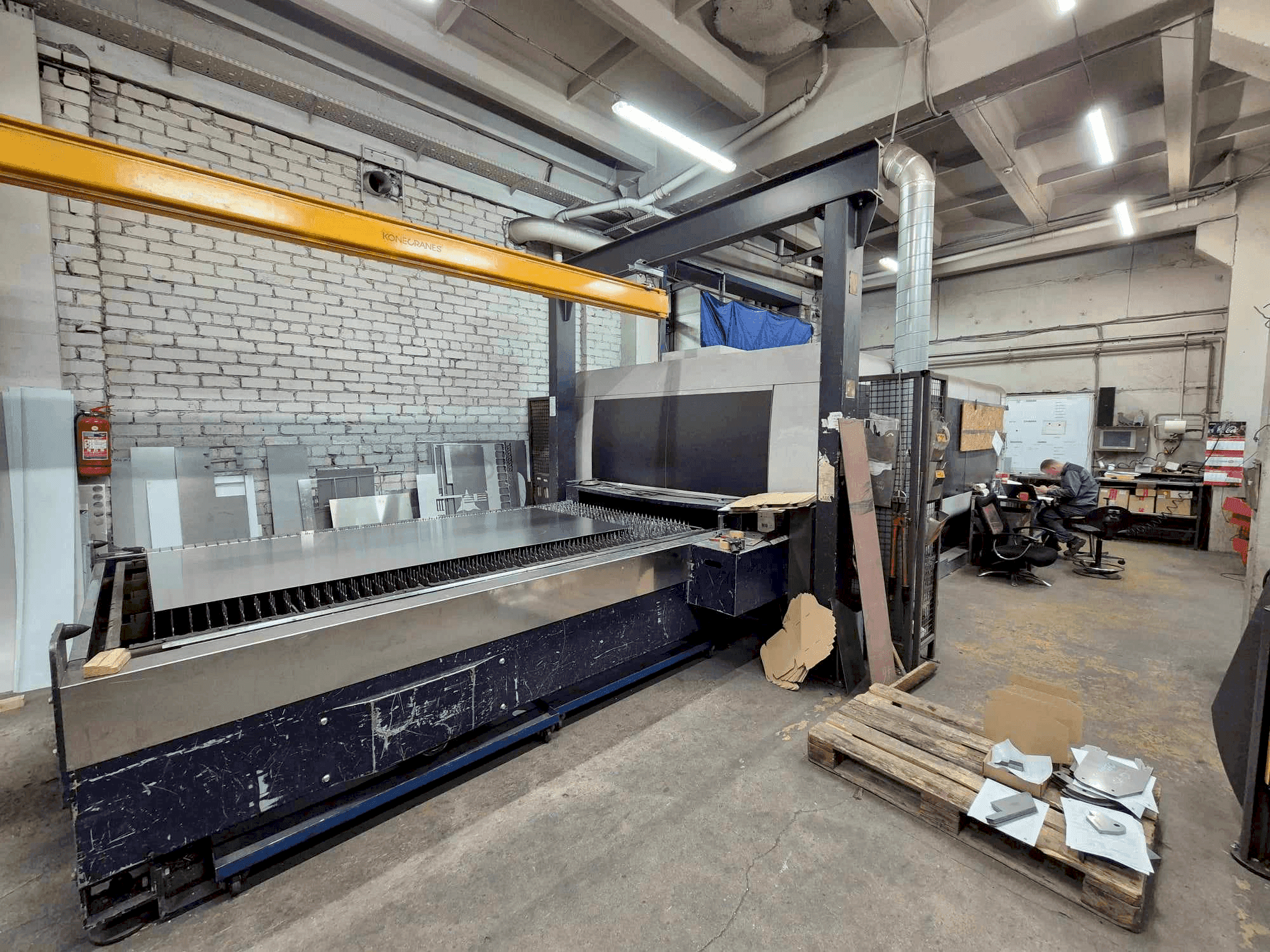 MACHINE_IMG_ALT_FRONT_VIEW