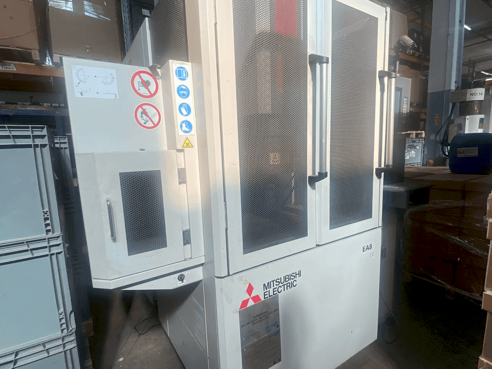 MACHINE_IMG_ALT_FRONT_VIEW