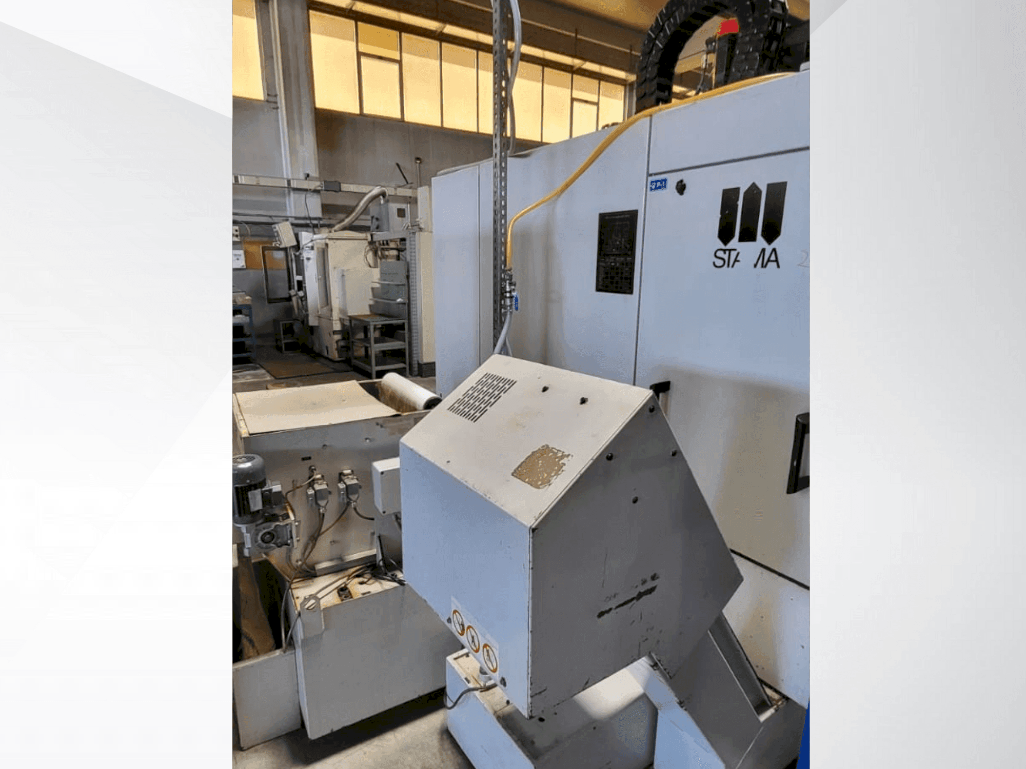 MACHINE_IMG_ALT_FRONT_VIEW