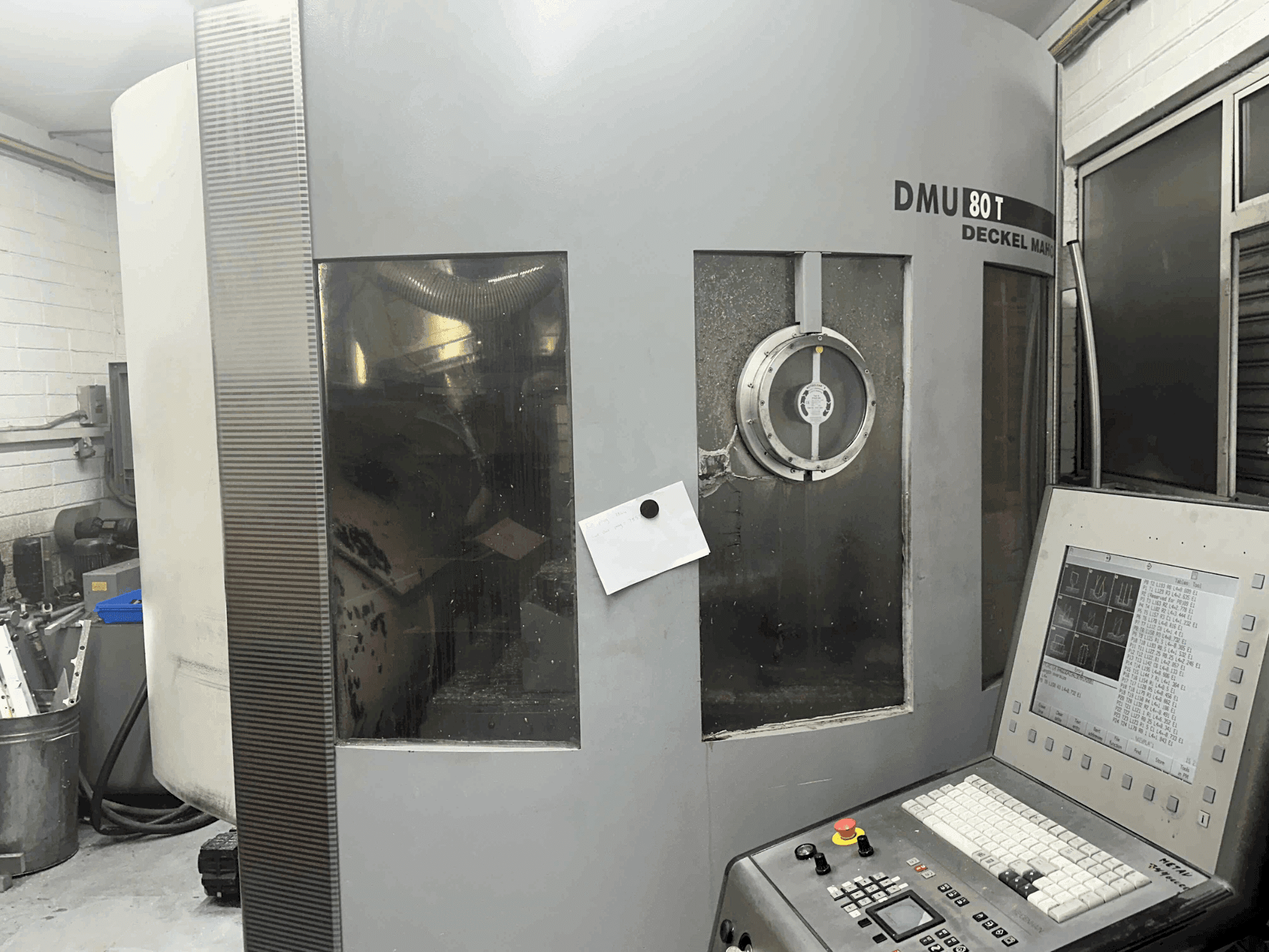 MACHINE_IMG_ALT_FRONT_VIEW