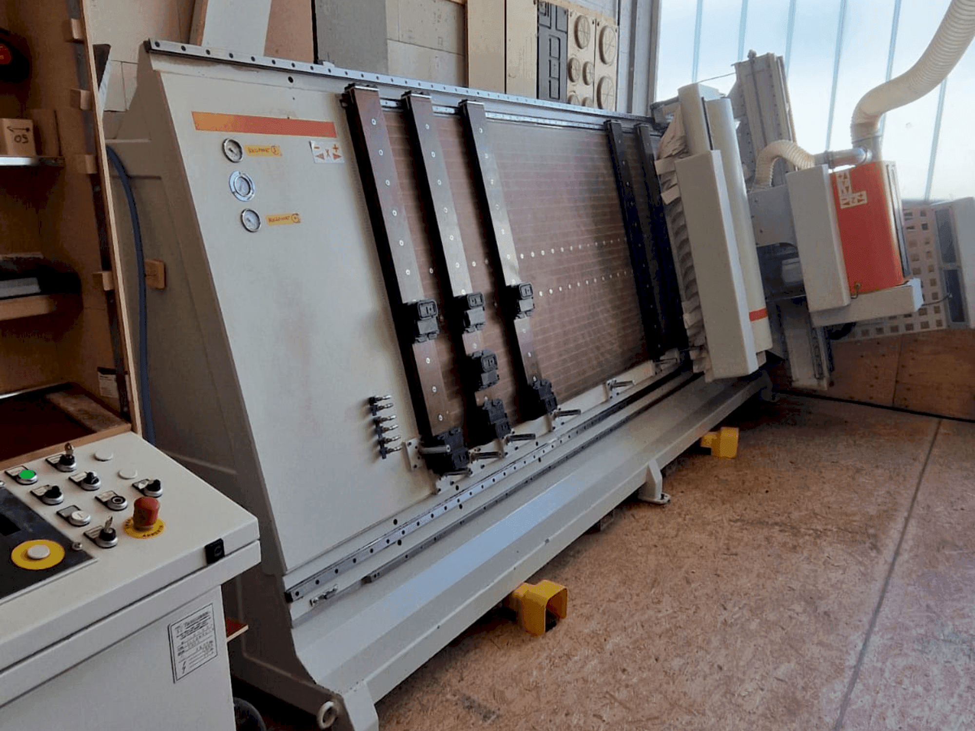 MACHINE_IMG_ALT_FRONT_VIEW