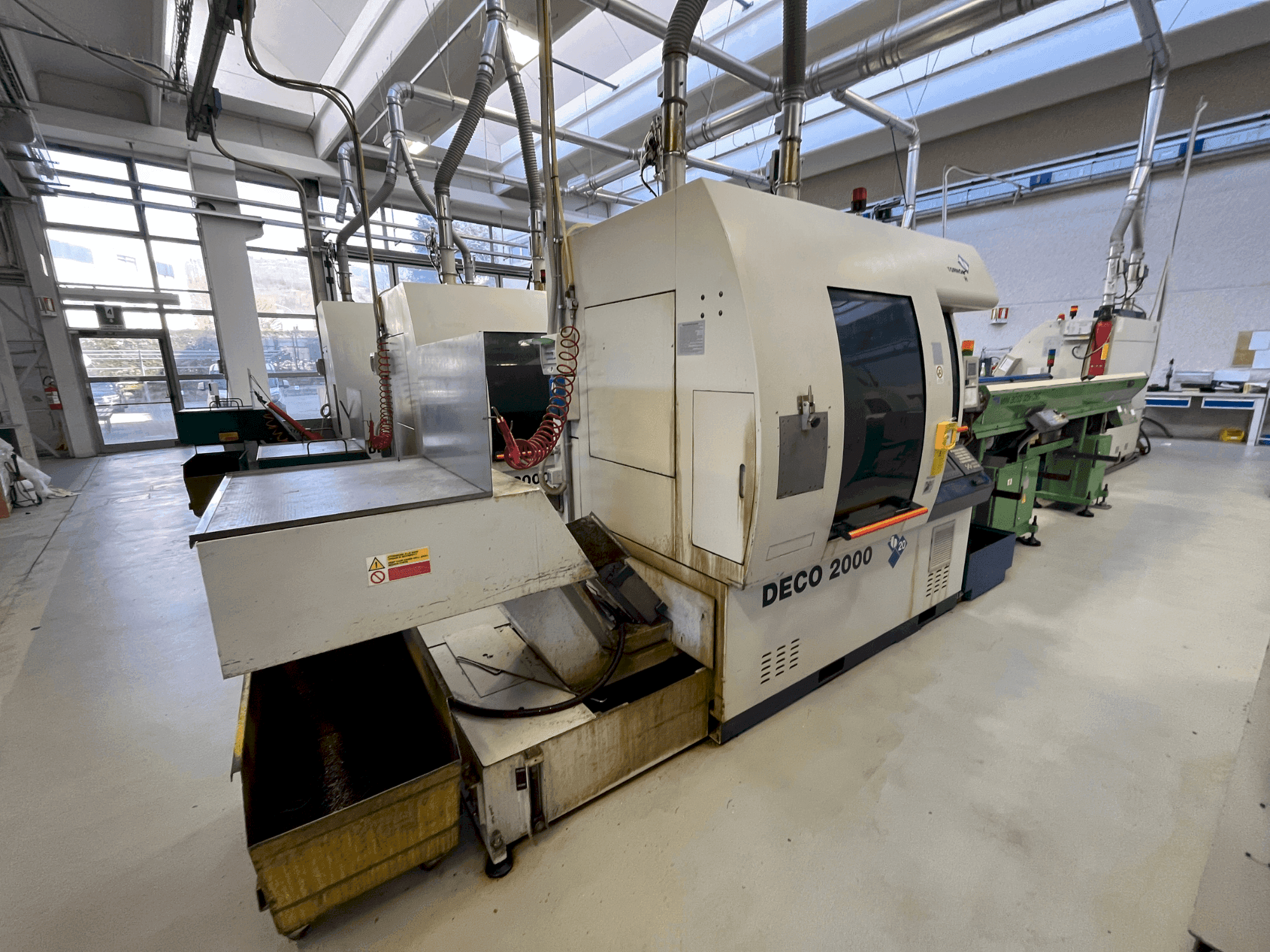 MACHINE_IMG_ALT_FRONT_VIEW