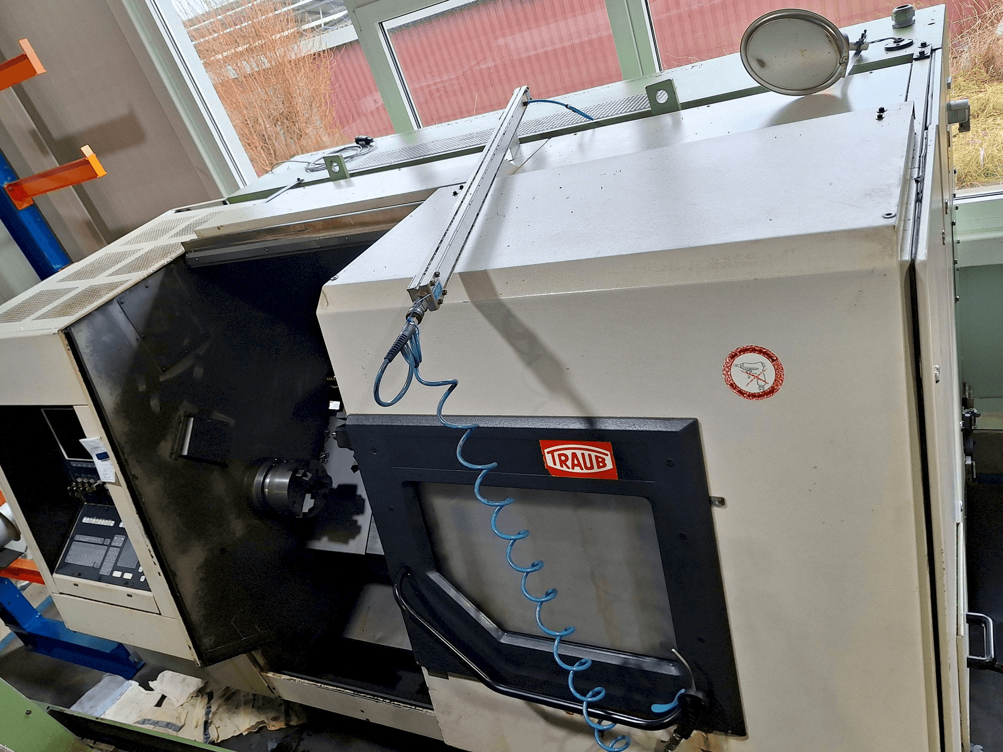 MACHINE_IMG_ALT_FRONT_VIEW