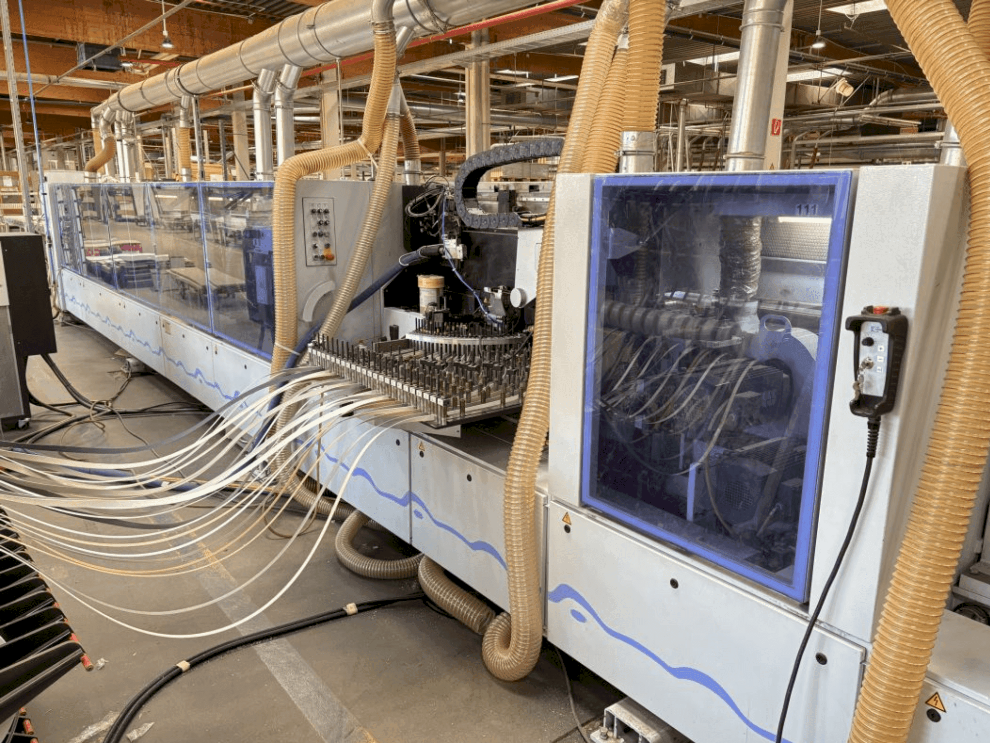 MACHINE_IMG_ALT_FRONT_VIEW