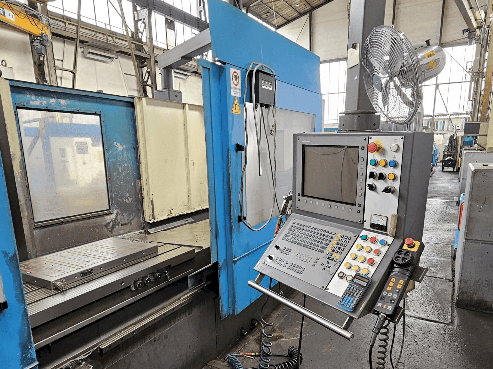 MACHINE_IMG_ALT_FRONT_VIEW