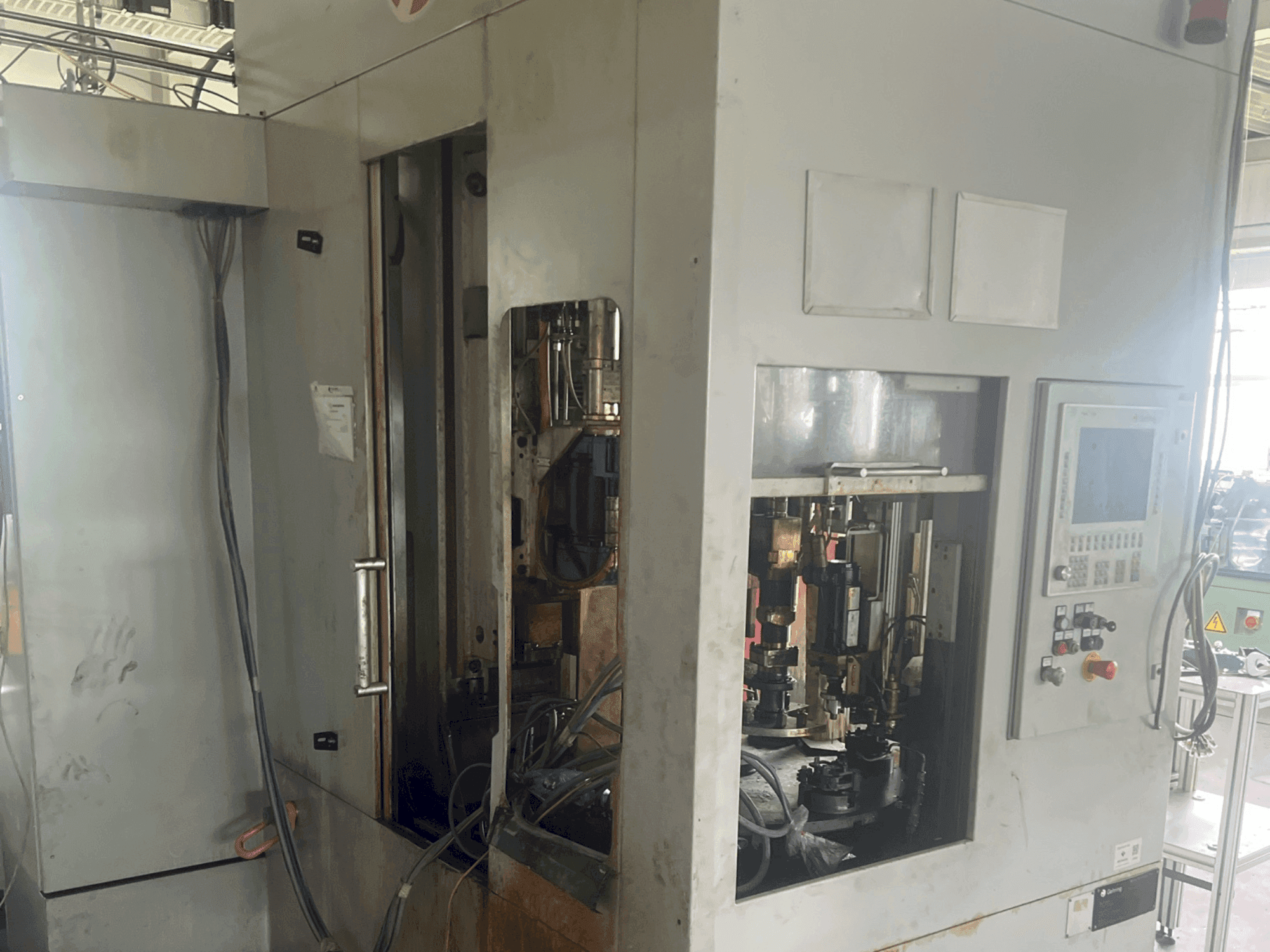 MACHINE_IMG_ALT_RIGHT_VIEW