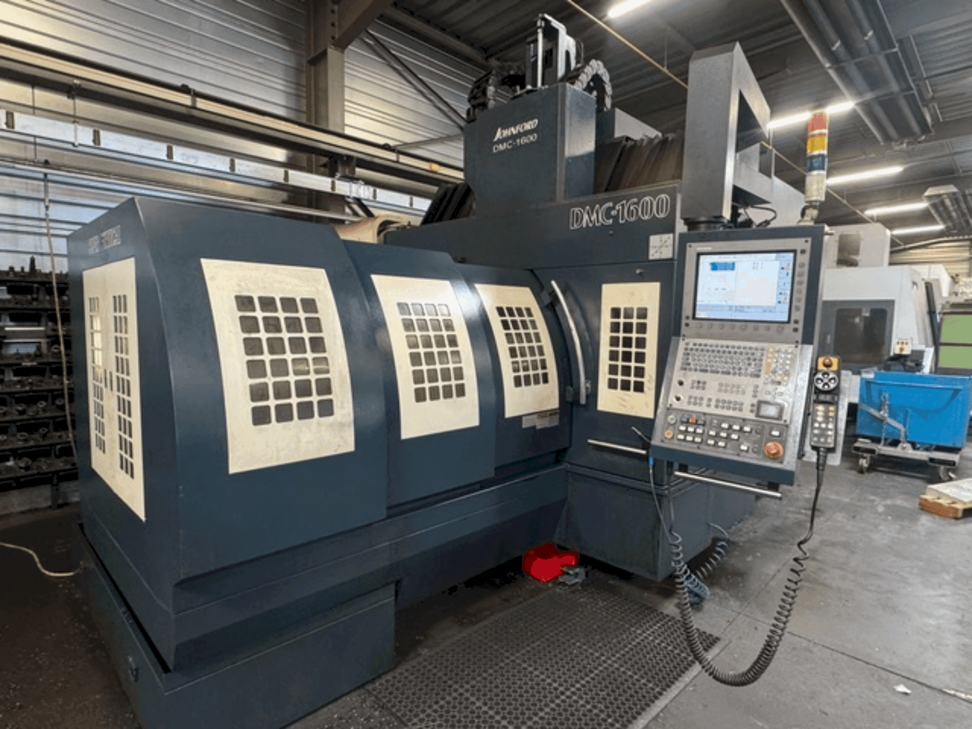 MACHINE_IMG_ALT_FRONT_VIEW