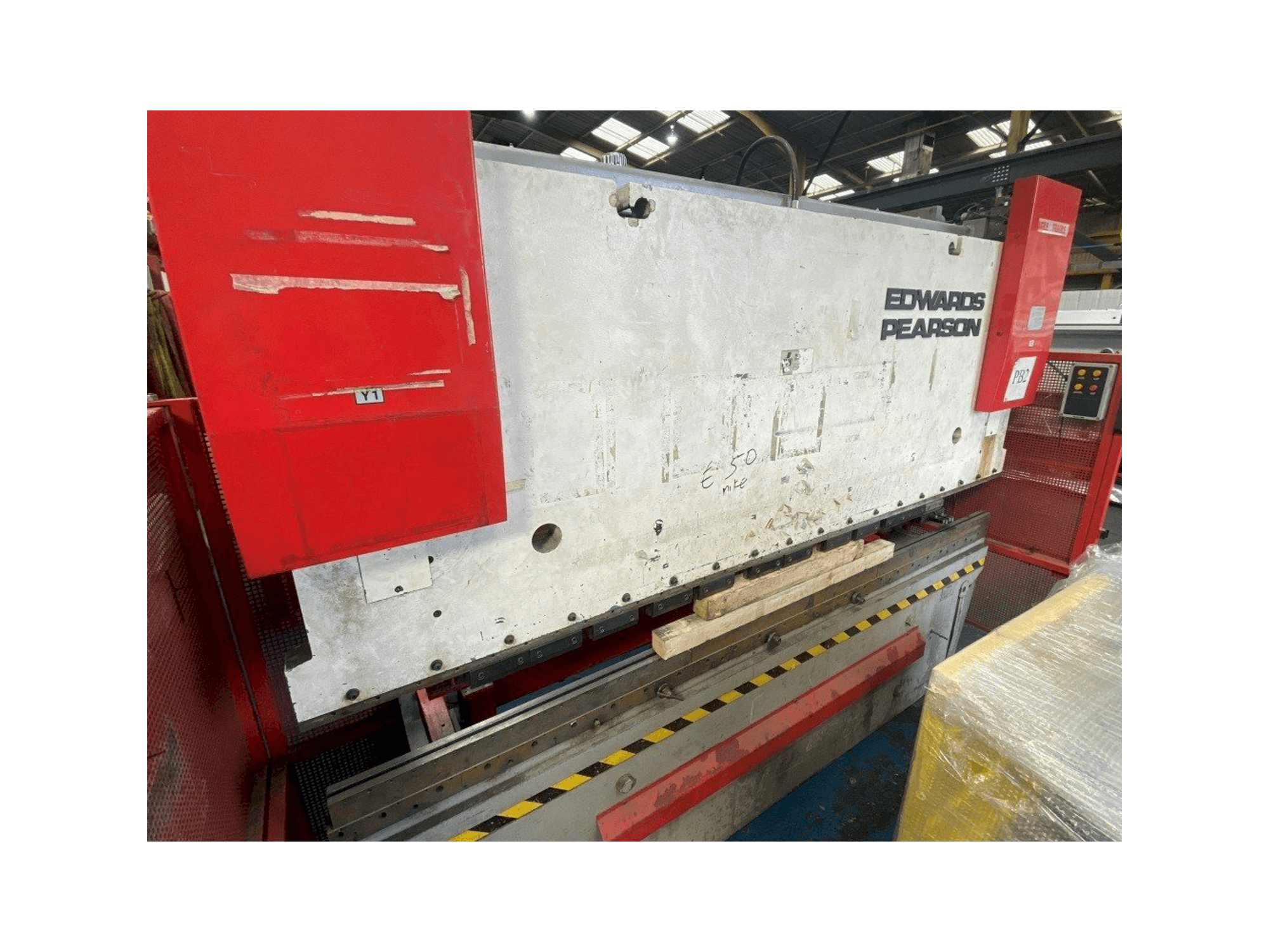 Front view of EDWARDS PEARSON PR6 100/3100 machine