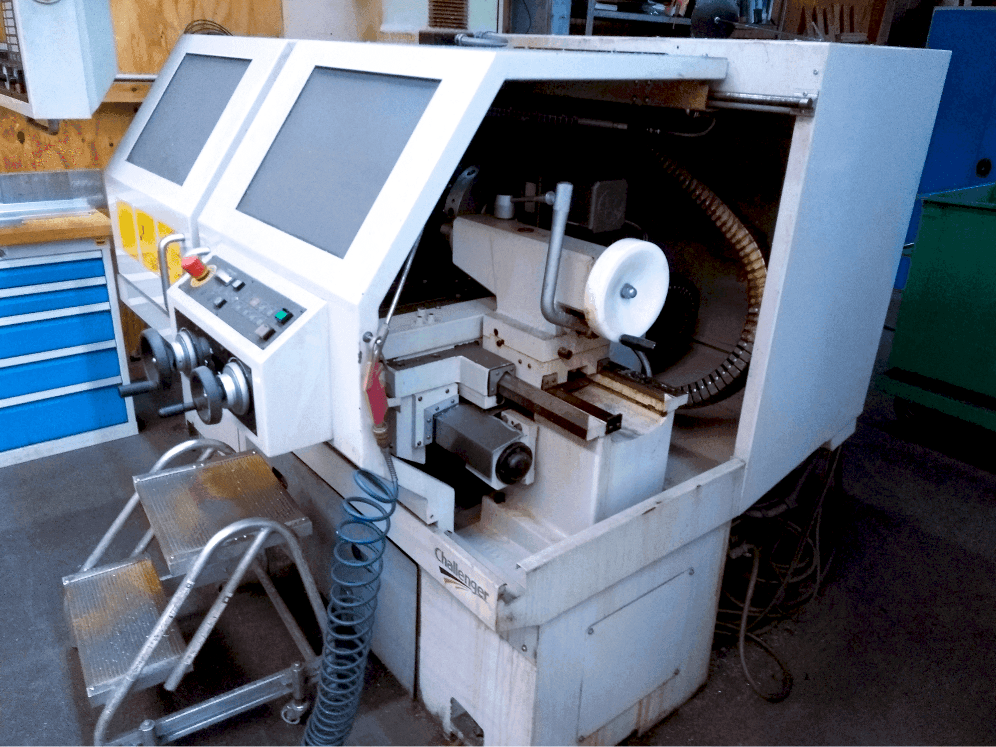 MACHINE_IMG_ALT_FRONT_VIEW