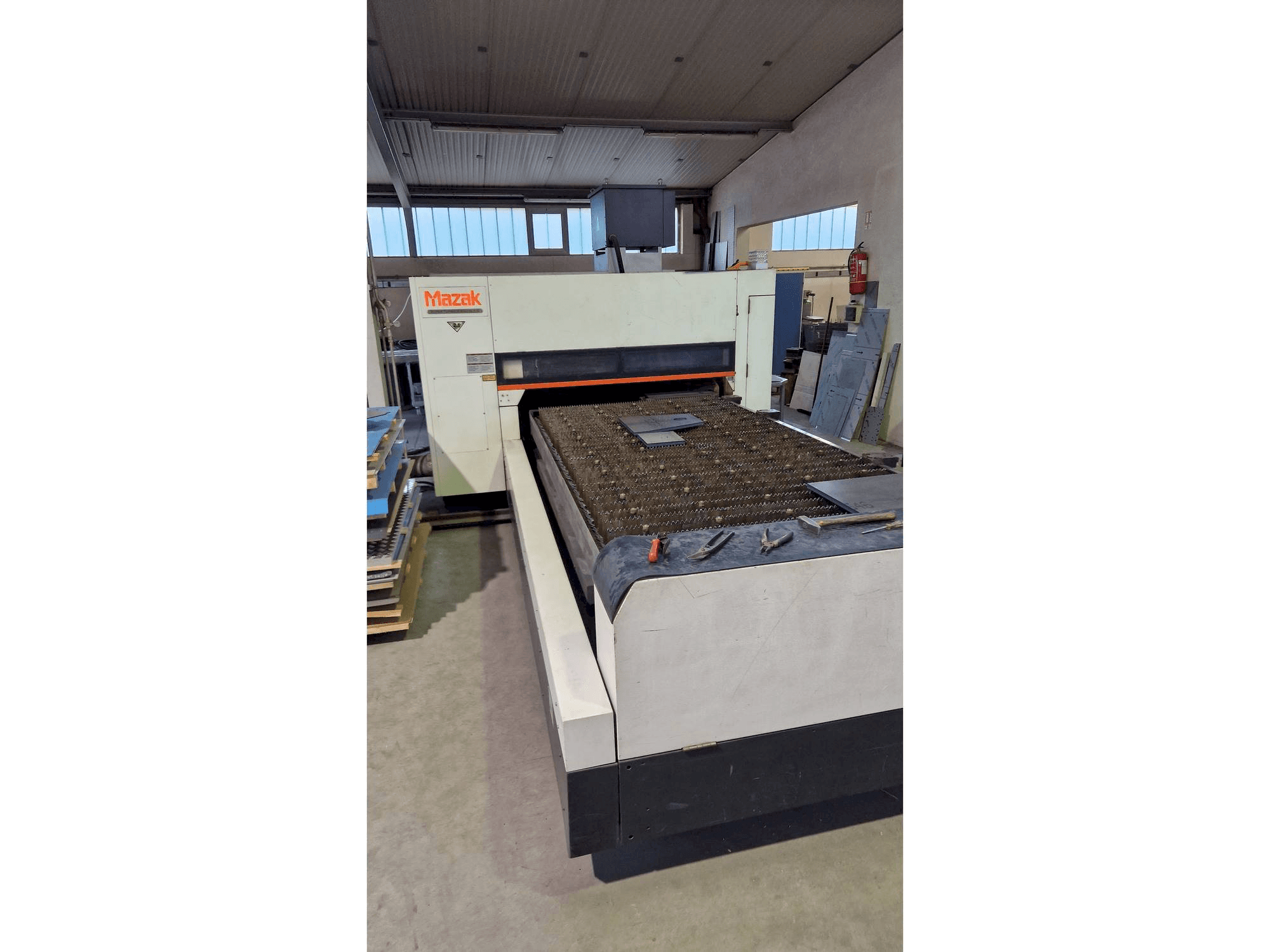 MACHINE_IMG_ALT_FRONT_VIEW