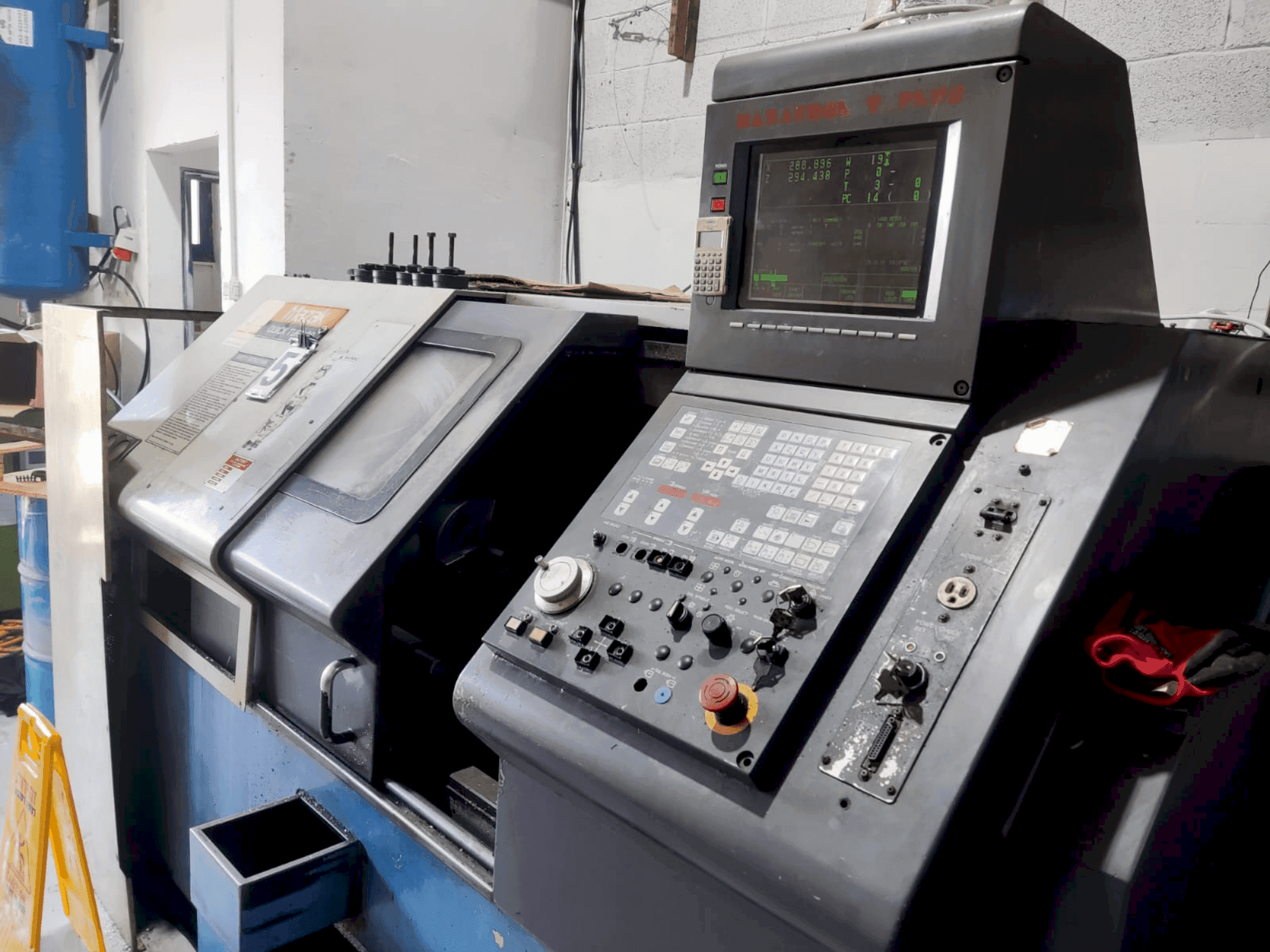 MACHINE_IMG_ALT_FRONT_VIEW