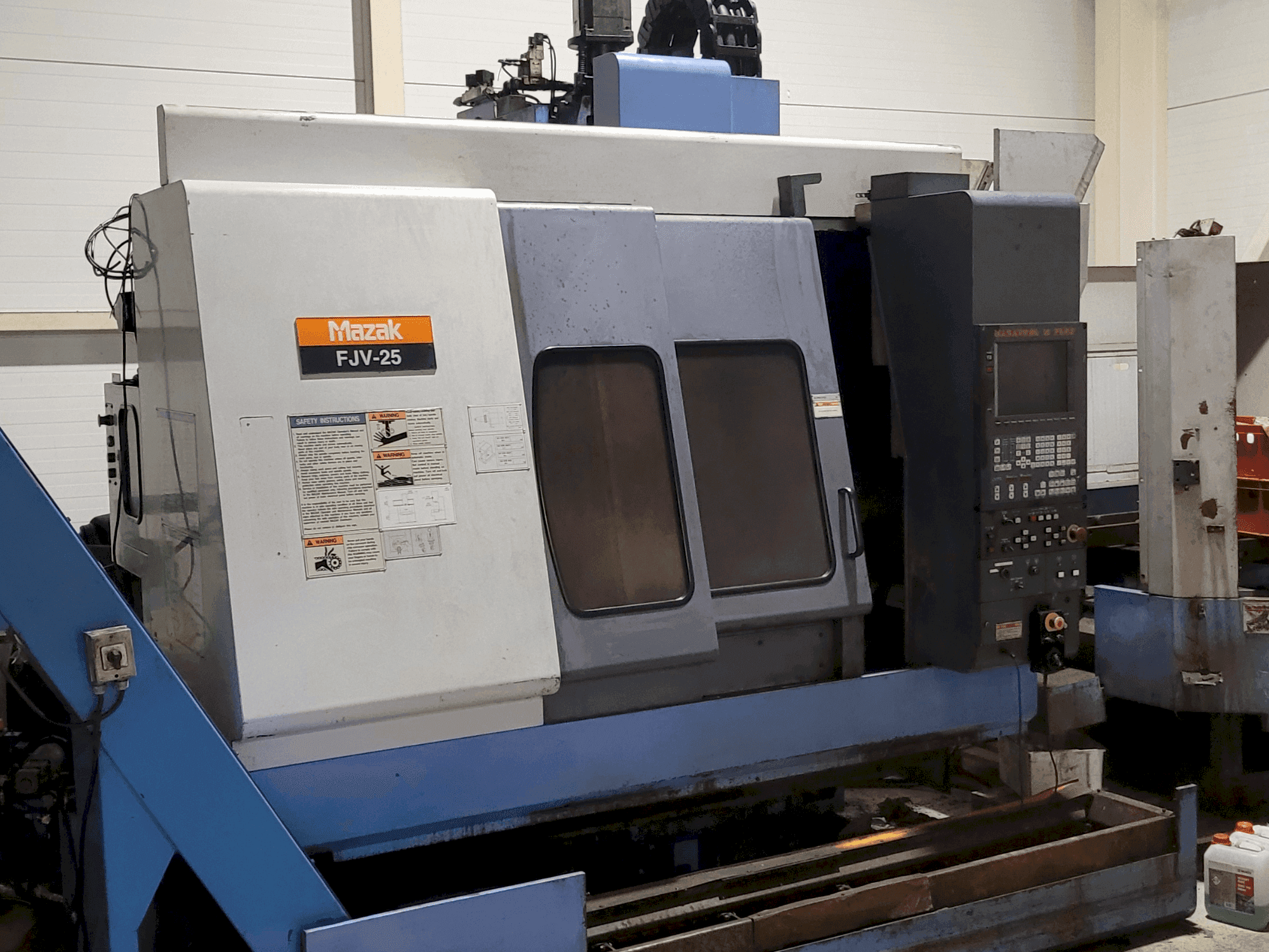 MACHINE_IMG_ALT_FRONT_VIEW