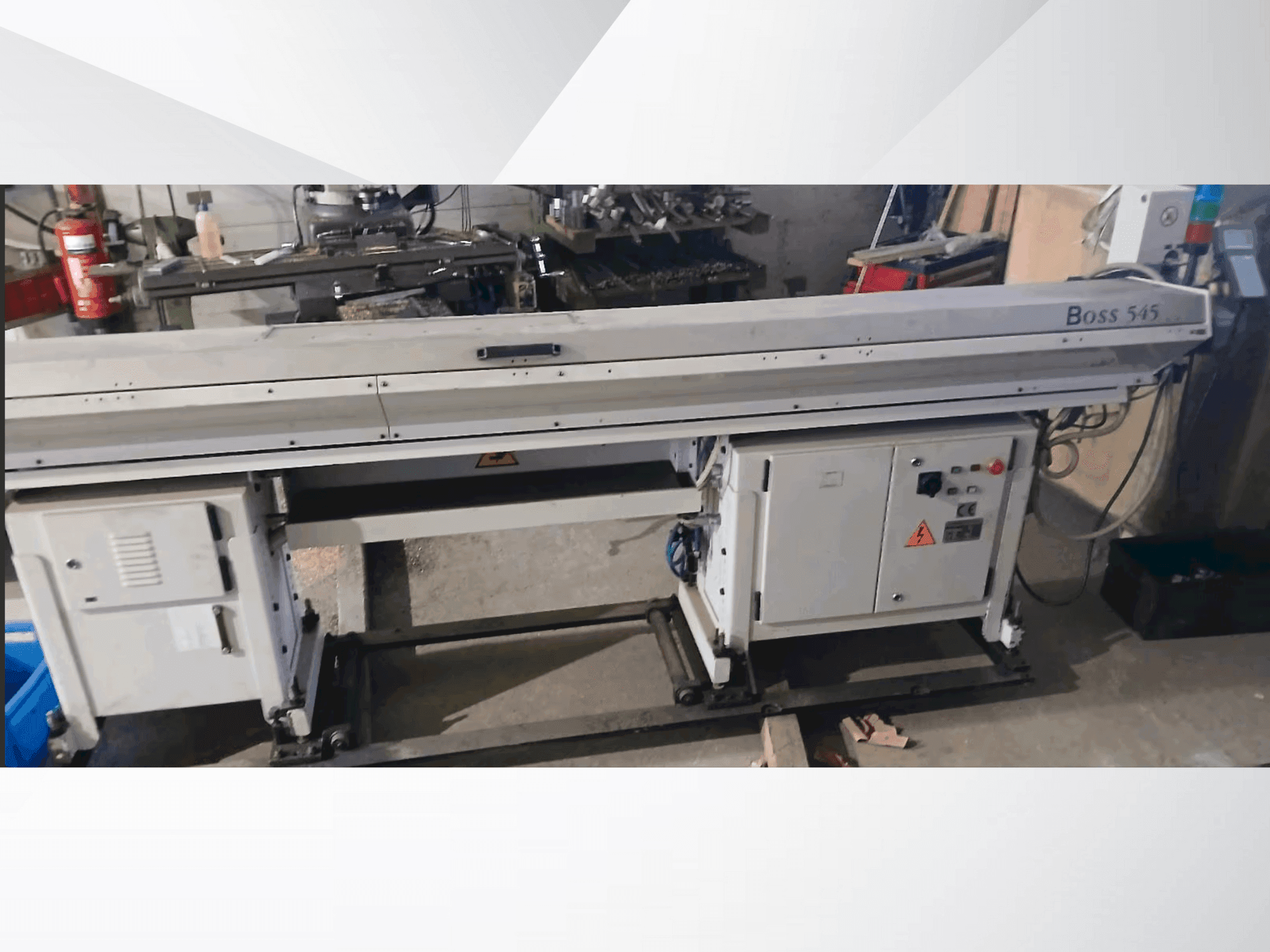MACHINE_IMG_ALT_FRONT_VIEW