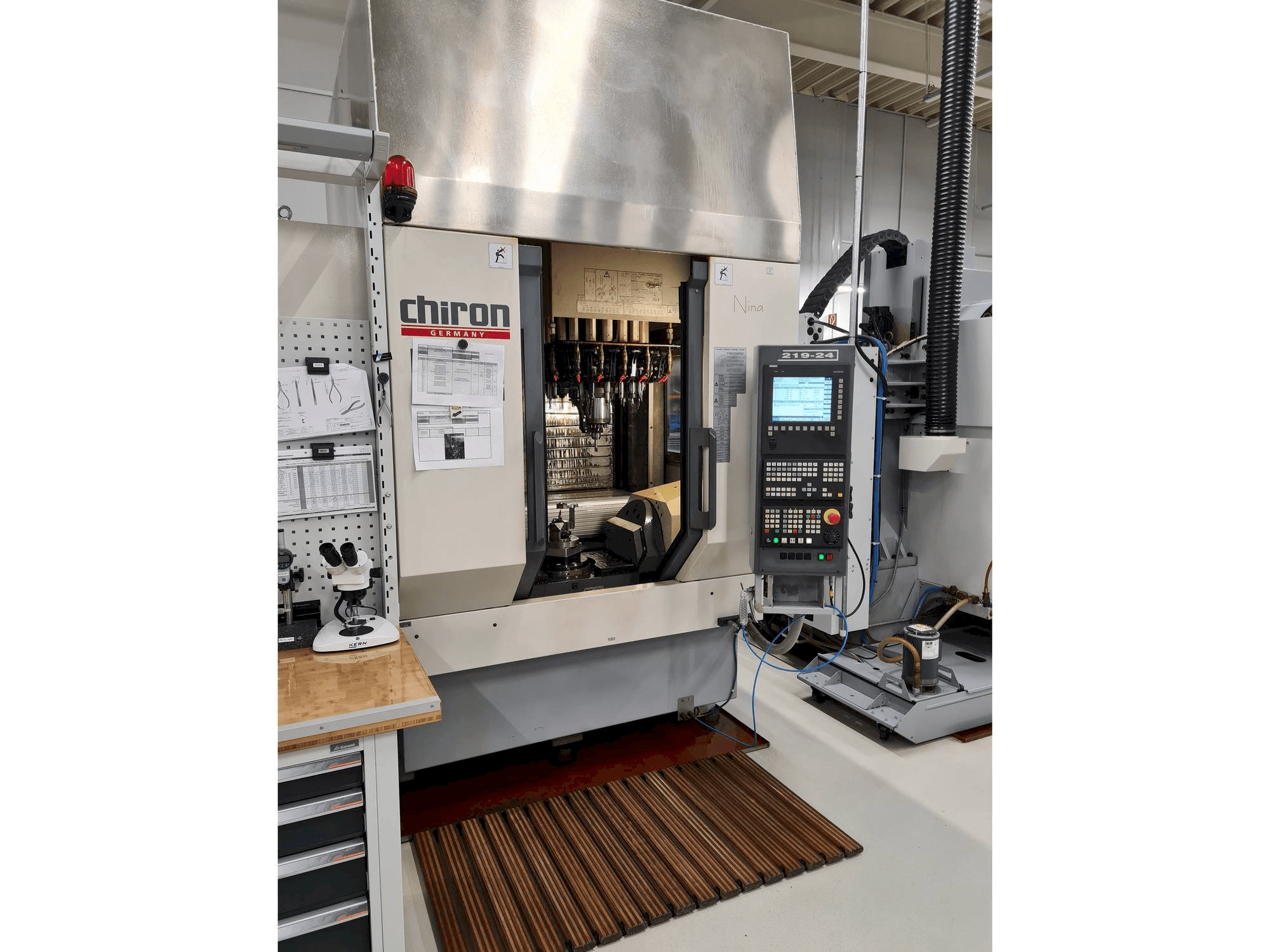 MACHINE_IMG_ALT_FRONT_VIEW