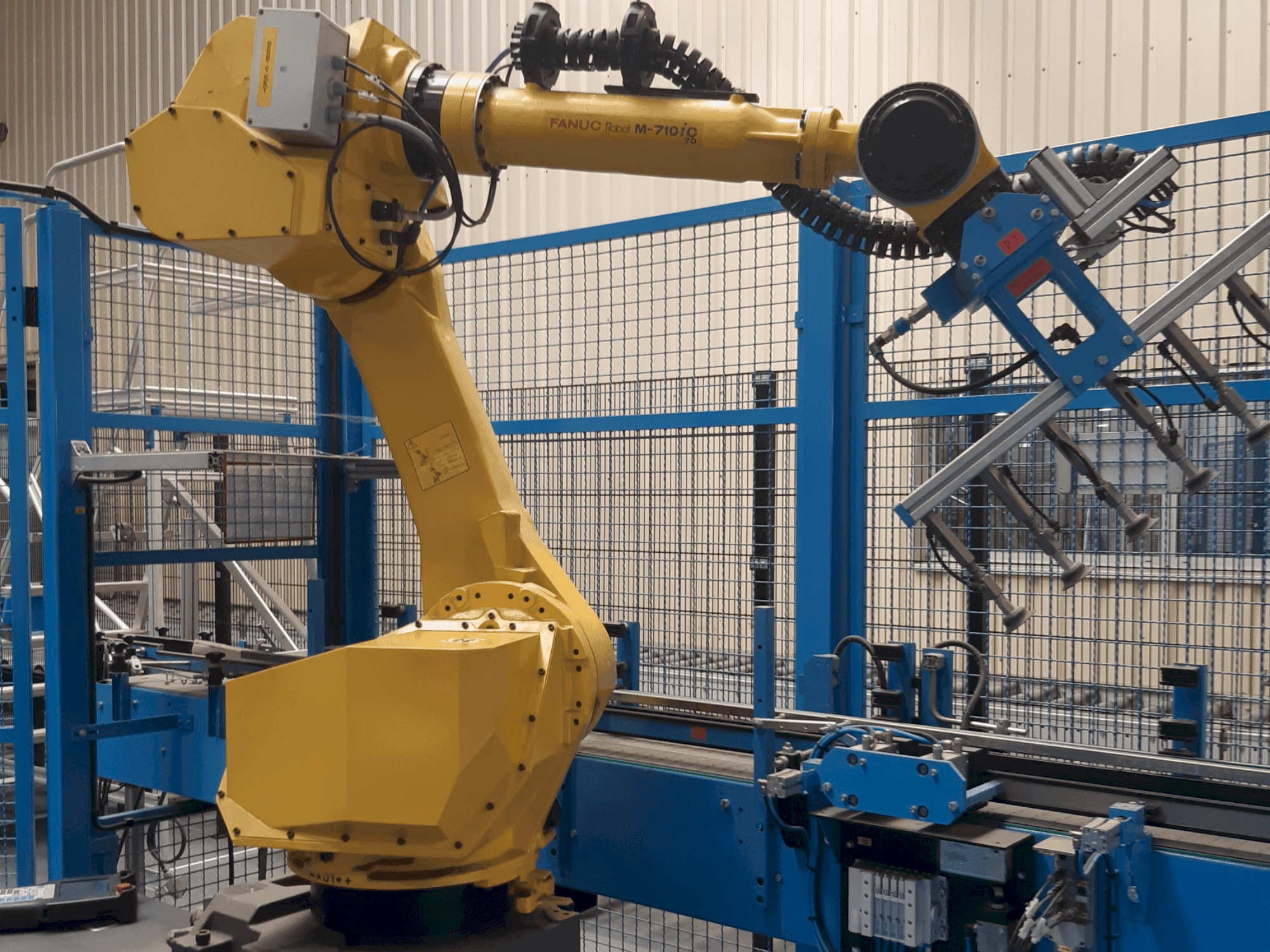 MACHINE_IMG_ALT_FRONT_VIEW
