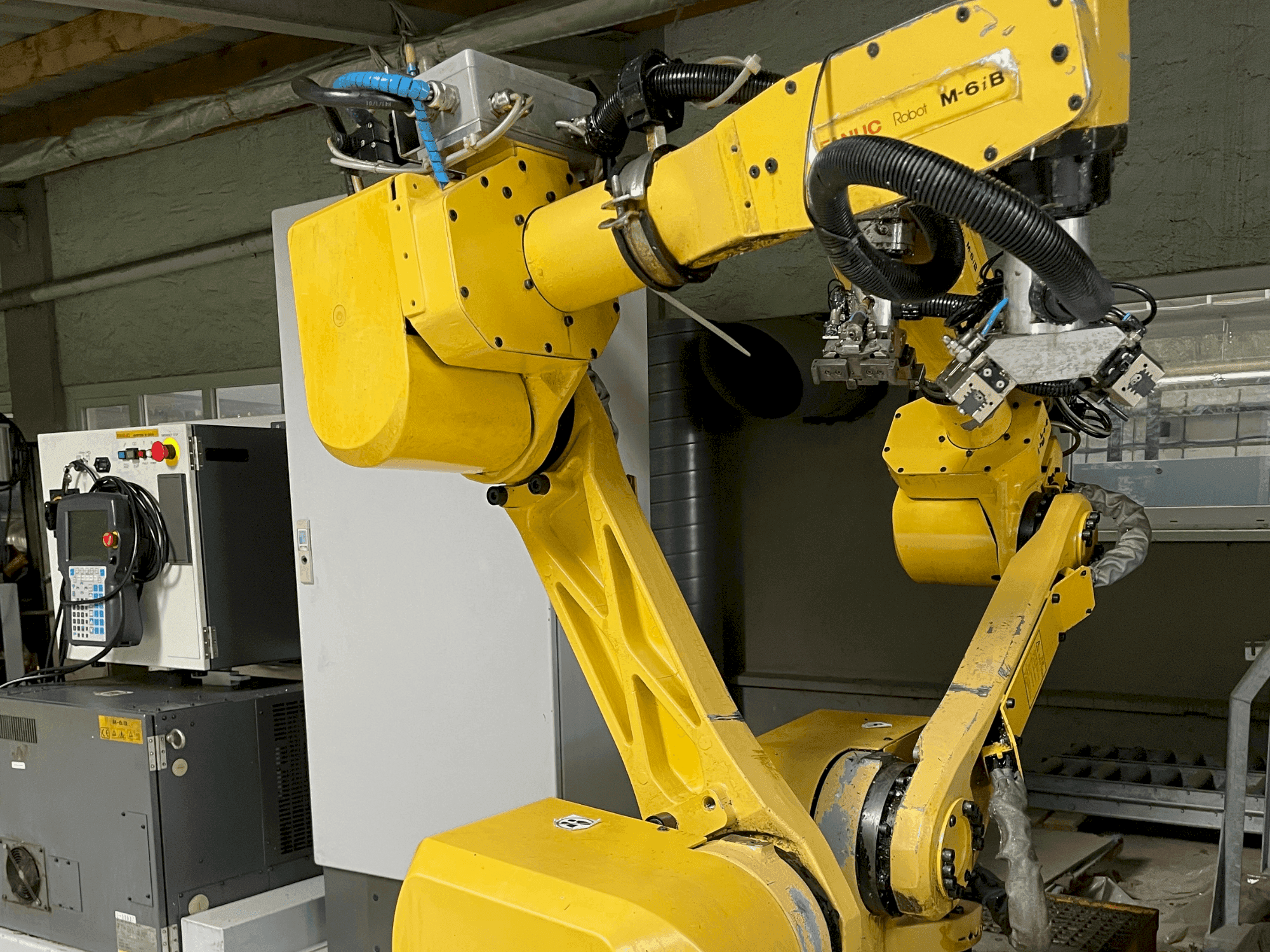 MACHINE_IMG_ALT_FRONT_VIEW