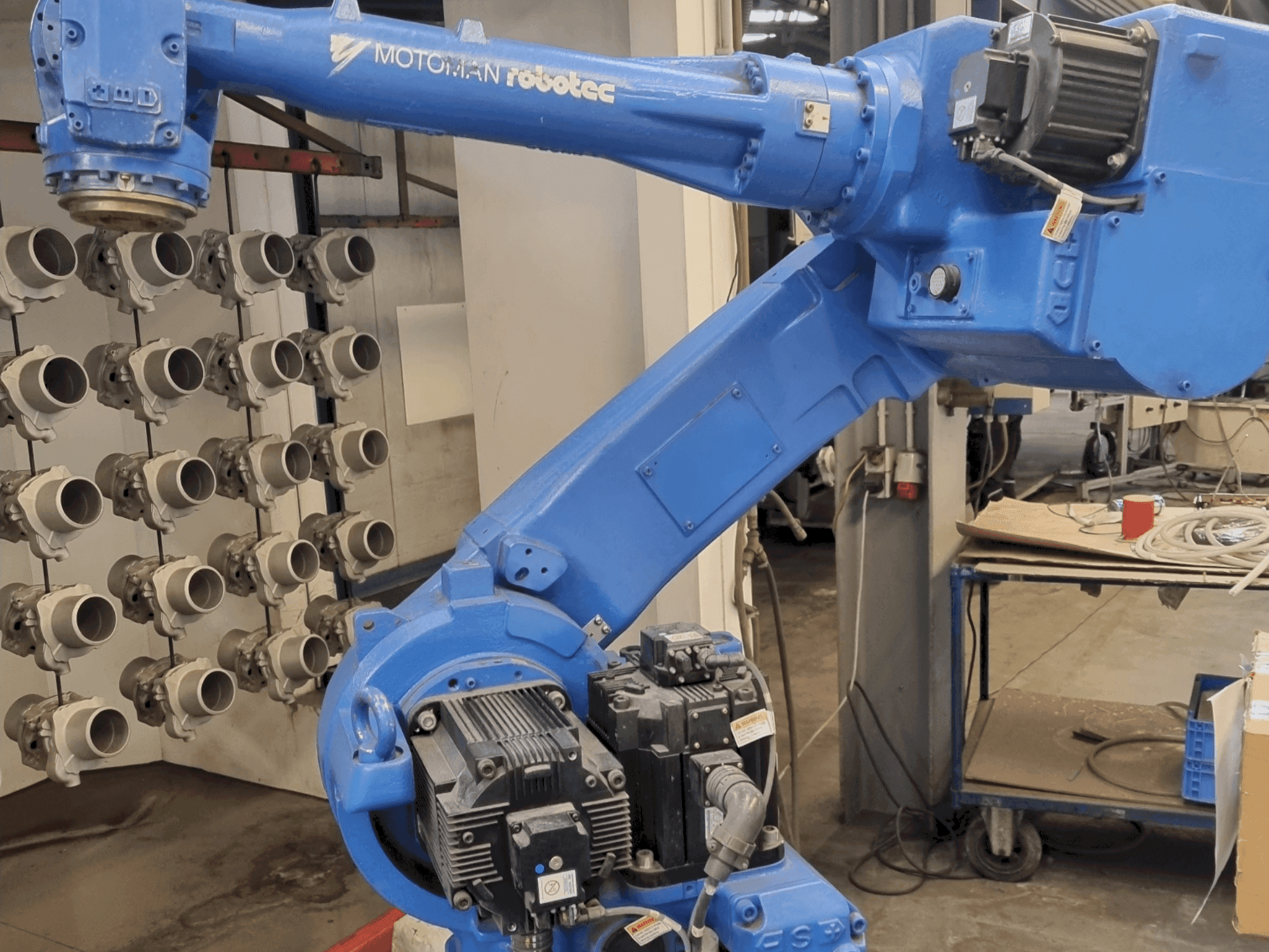 MACHINE_IMG_ALT_FRONT_VIEW