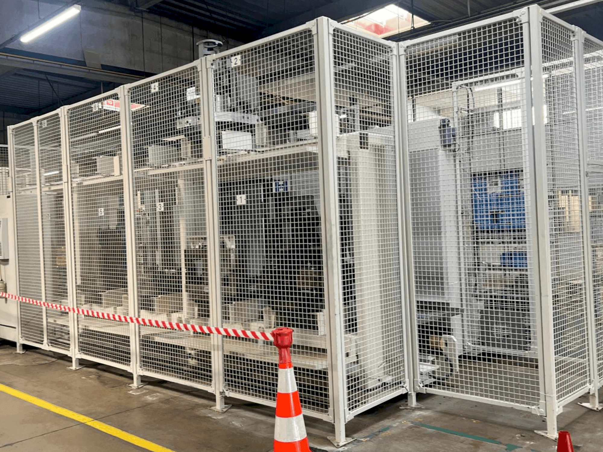 MACHINE_IMG_ALT_FRONT_VIEW