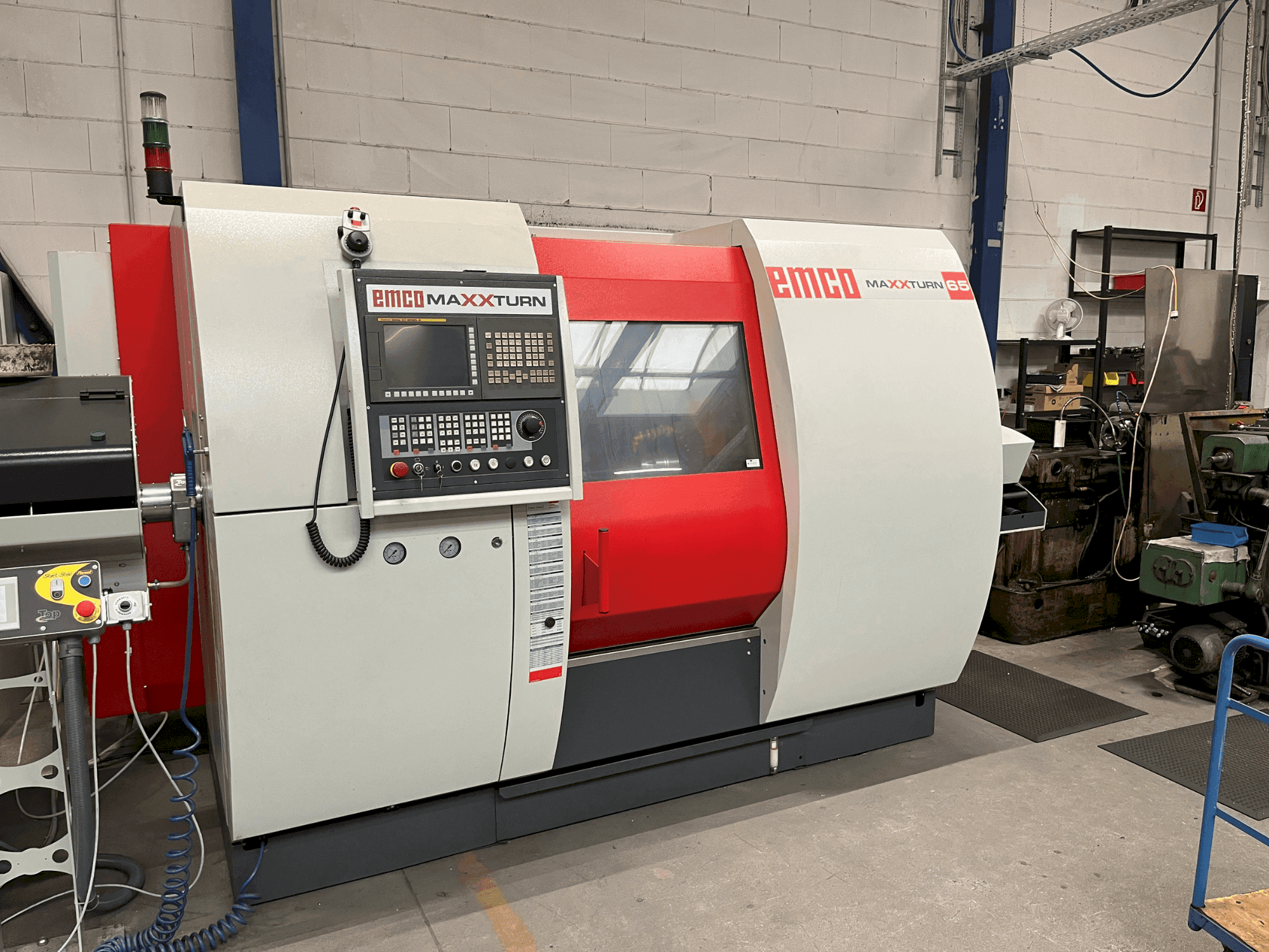 MACHINE_IMG_ALT_FRONT_VIEW