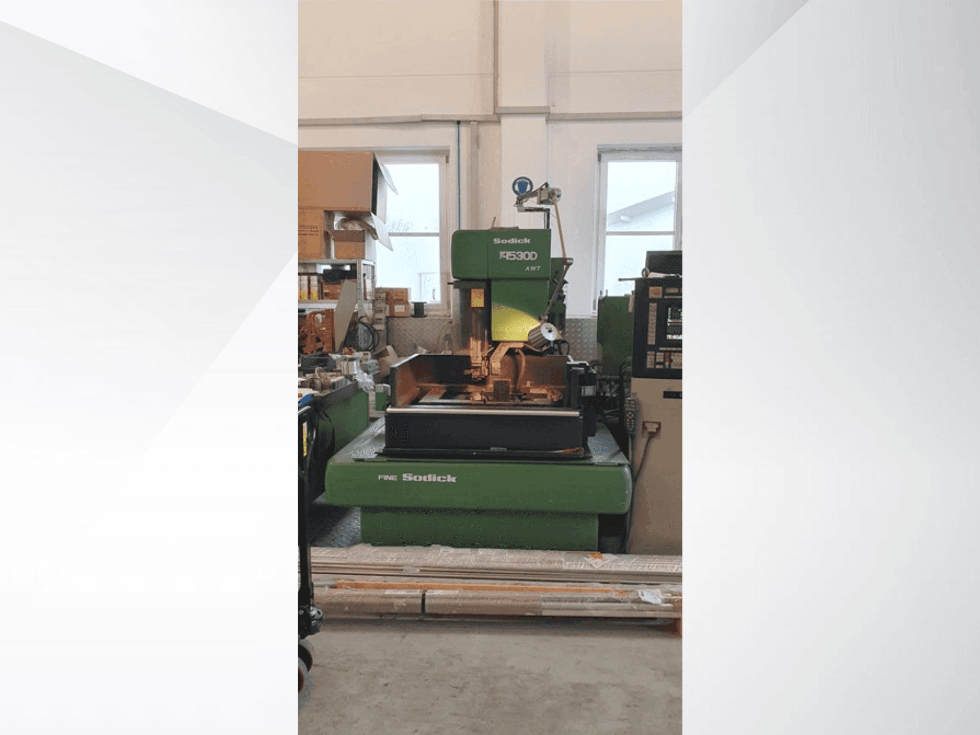 MACHINE_IMG_ALT_FRONT_VIEW