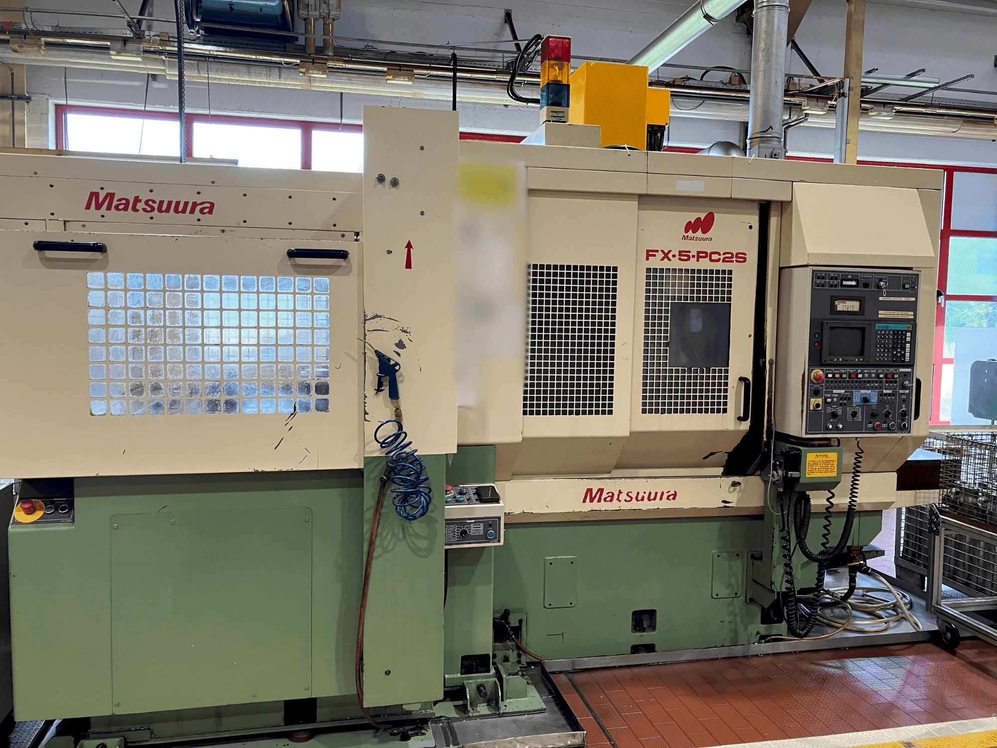 MACHINE_IMG_ALT_FRONT_VIEW