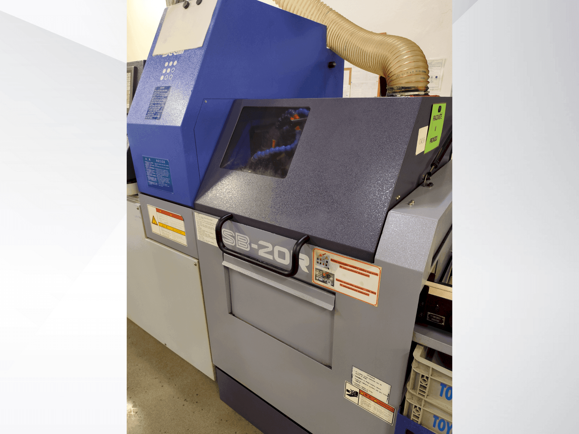 MACHINE_IMG_ALT_FRONT_VIEW