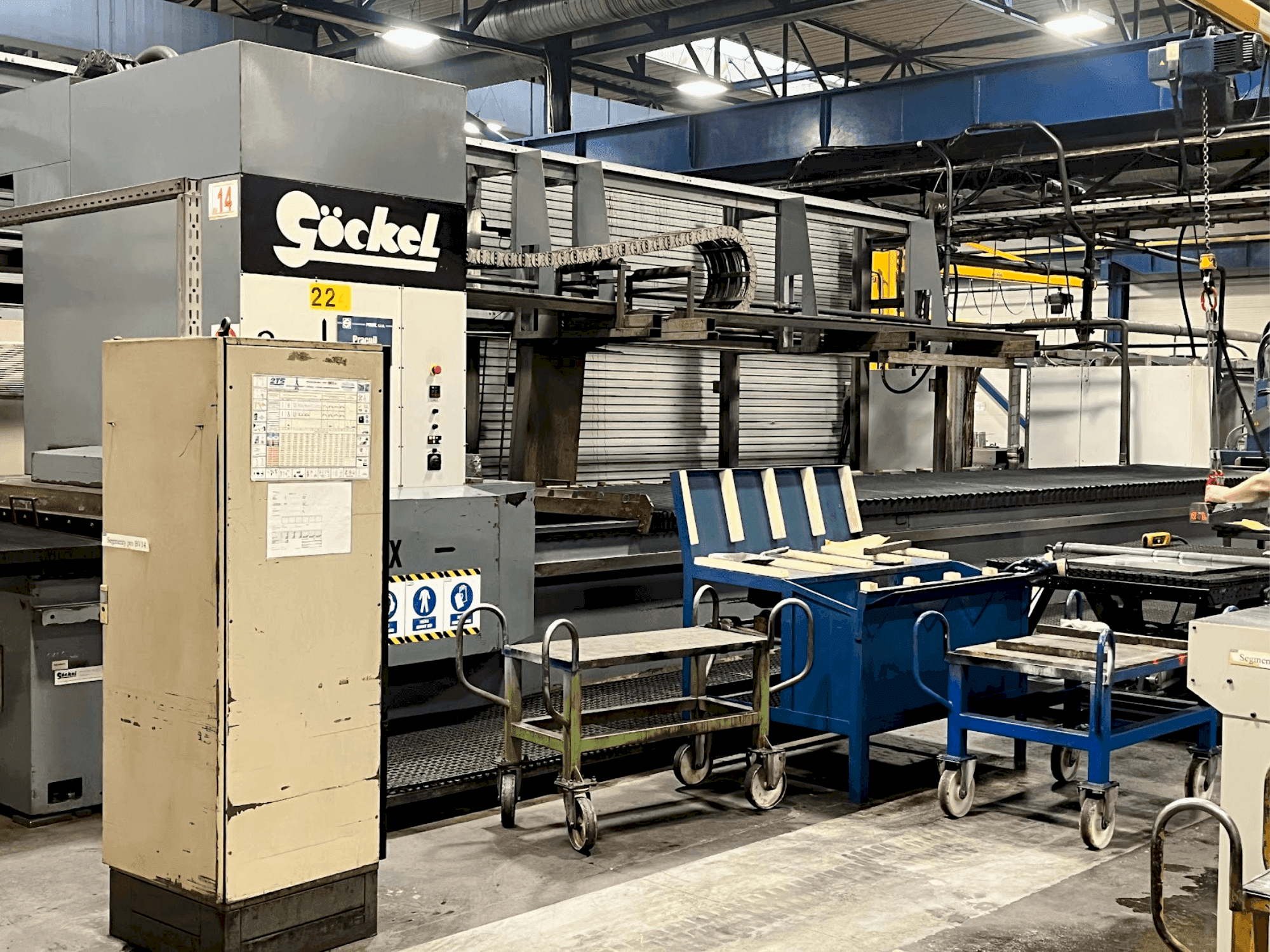 MACHINE_IMG_ALT_FRONT_VIEW