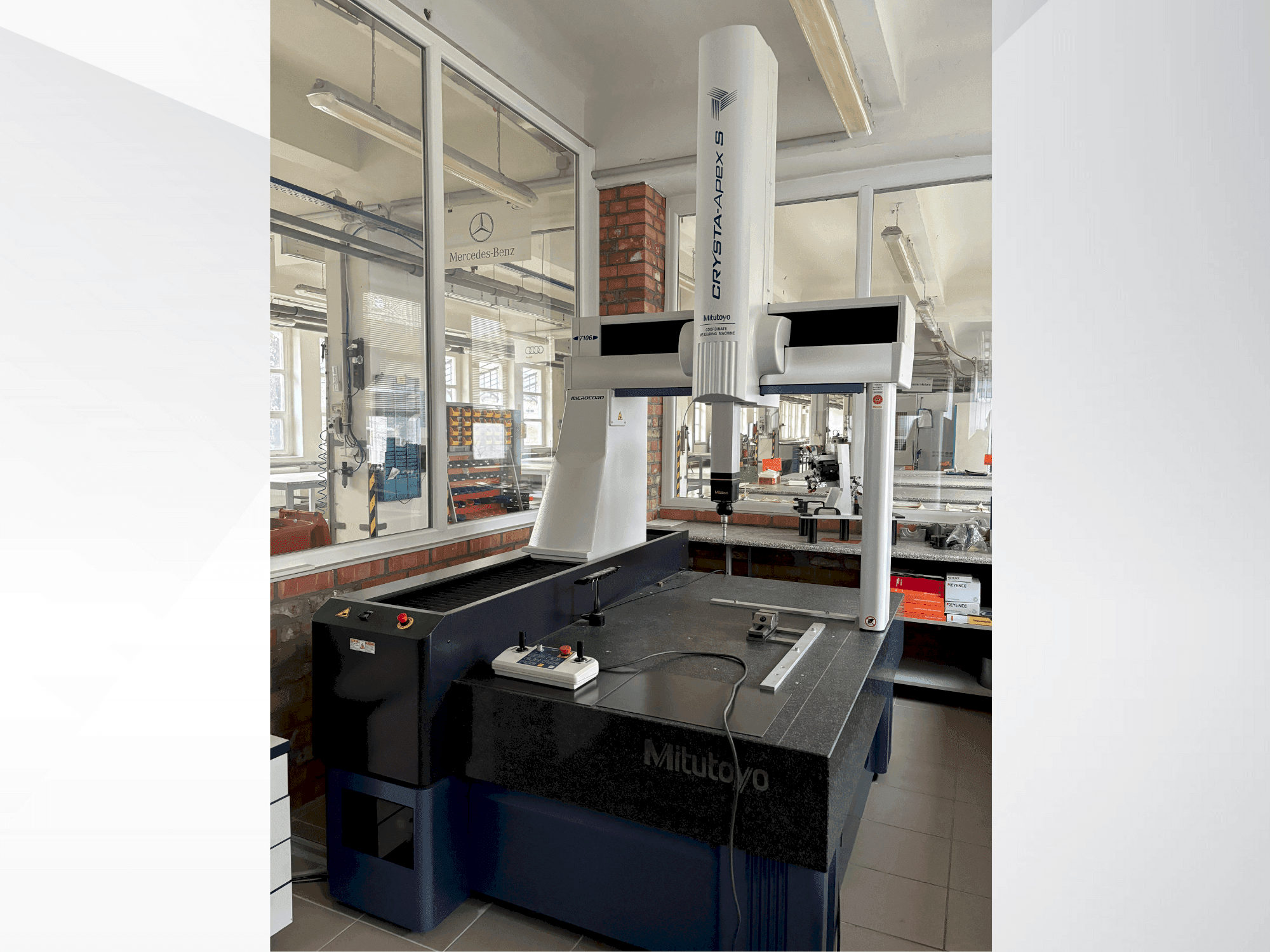 MACHINE_IMG_ALT_FRONT_VIEW