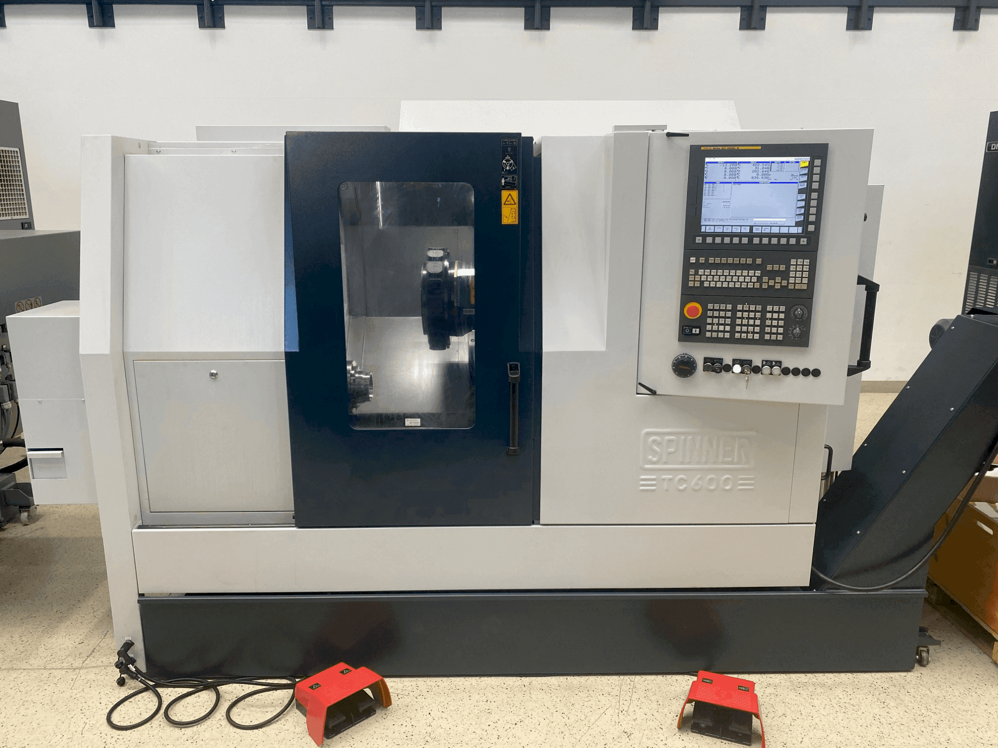 MACHINE_IMG_ALT_FRONT_VIEW