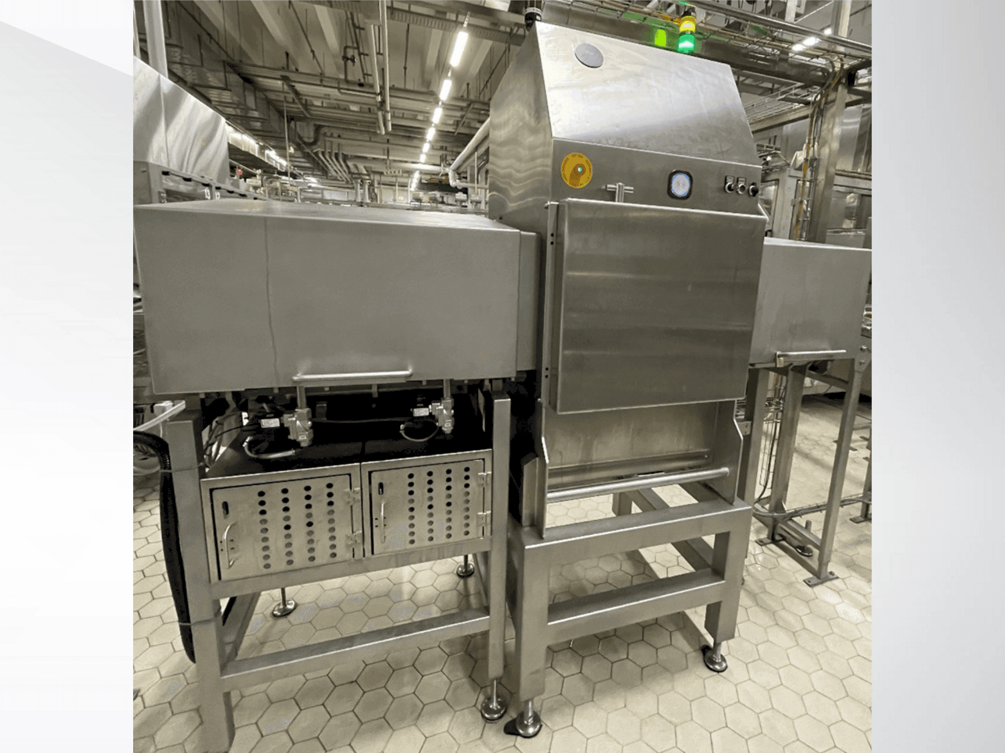 MACHINE_IMG_ALT_FRONT_VIEW