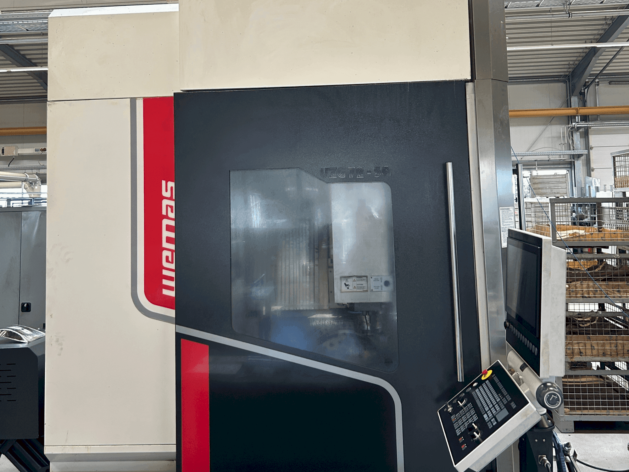 MACHINE_IMG_ALT_FRONT_VIEW