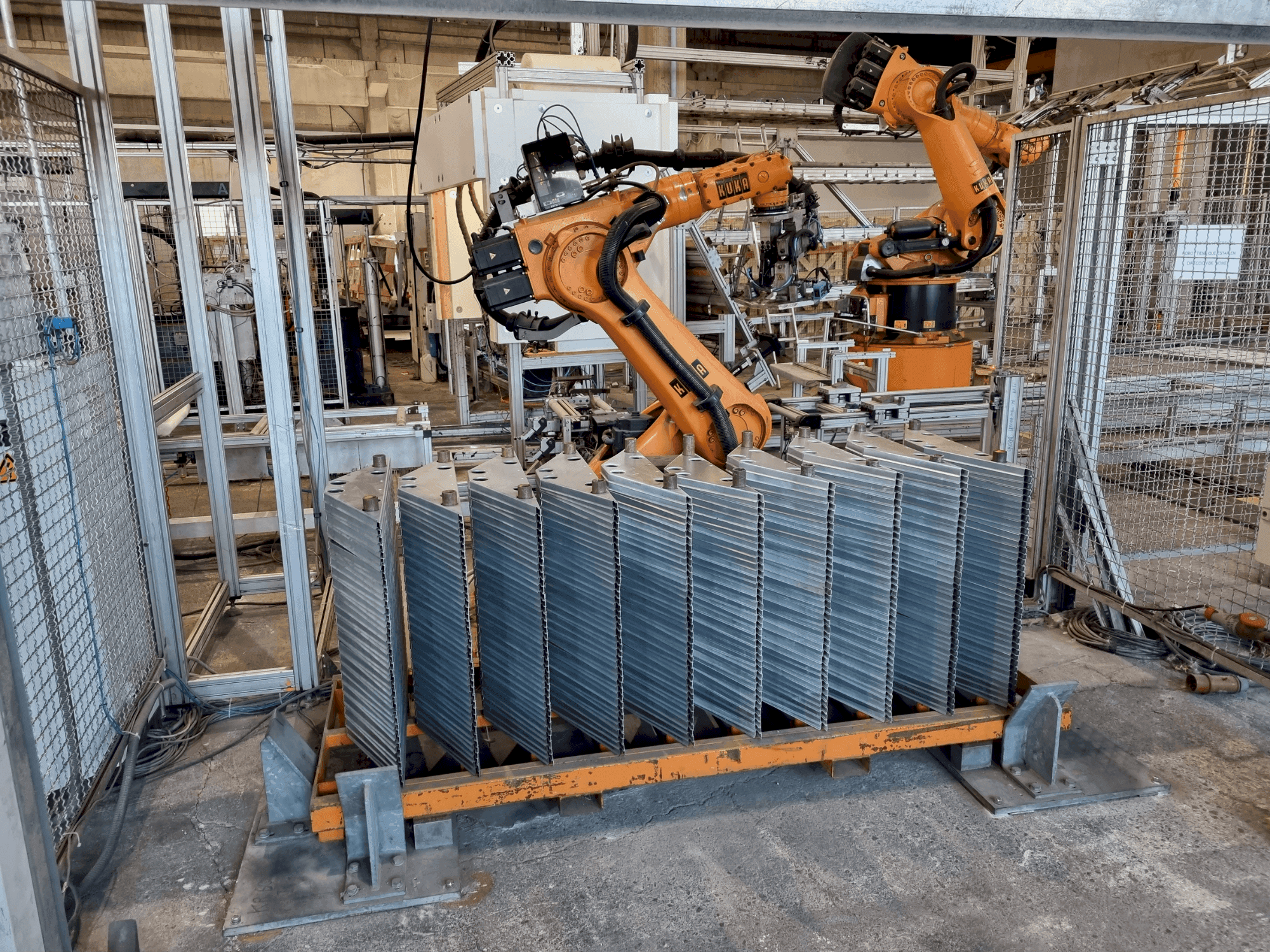 MACHINE_IMG_ALT_FRONT_VIEW