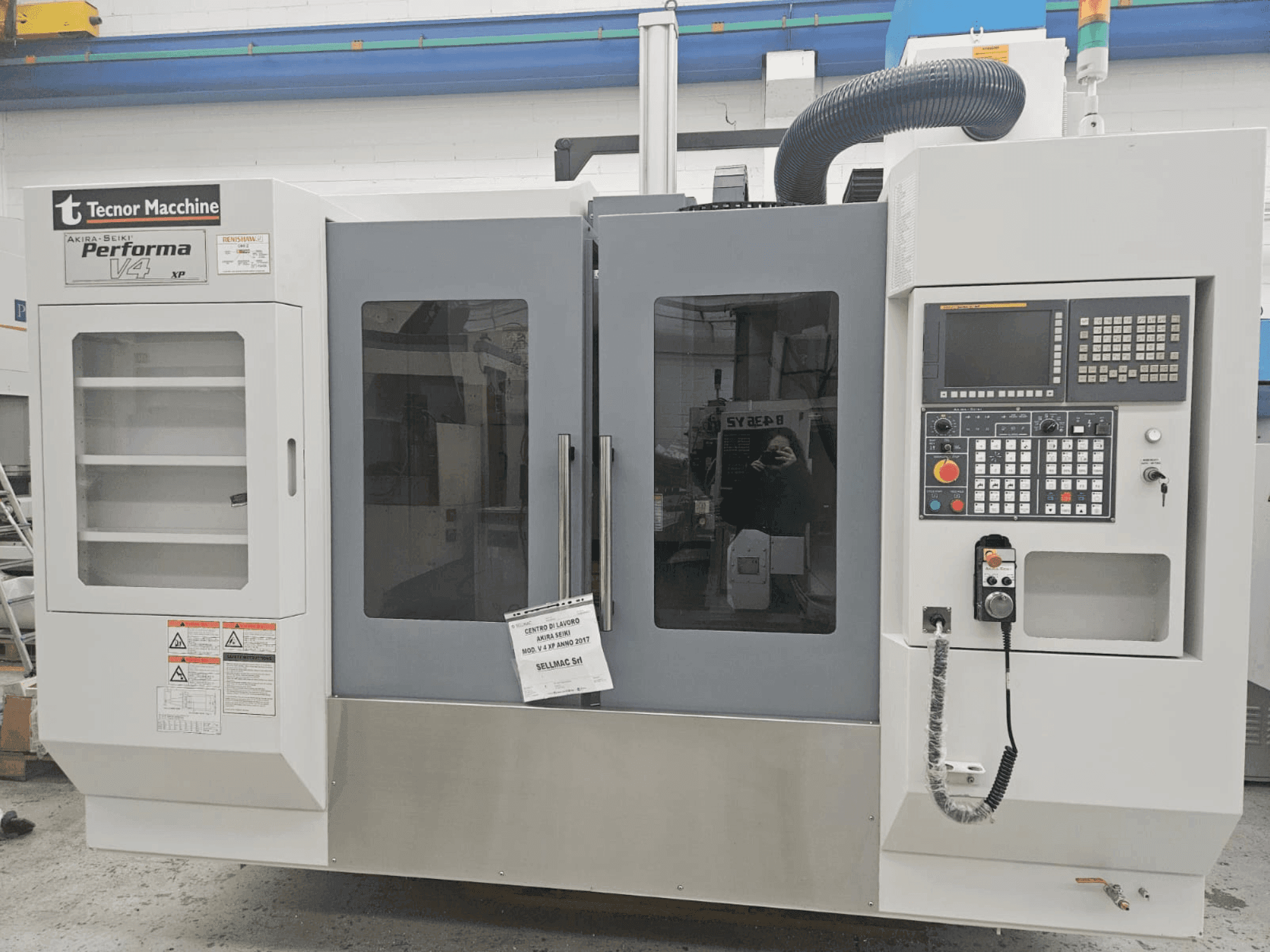 MACHINE_IMG_ALT_FRONT_VIEW