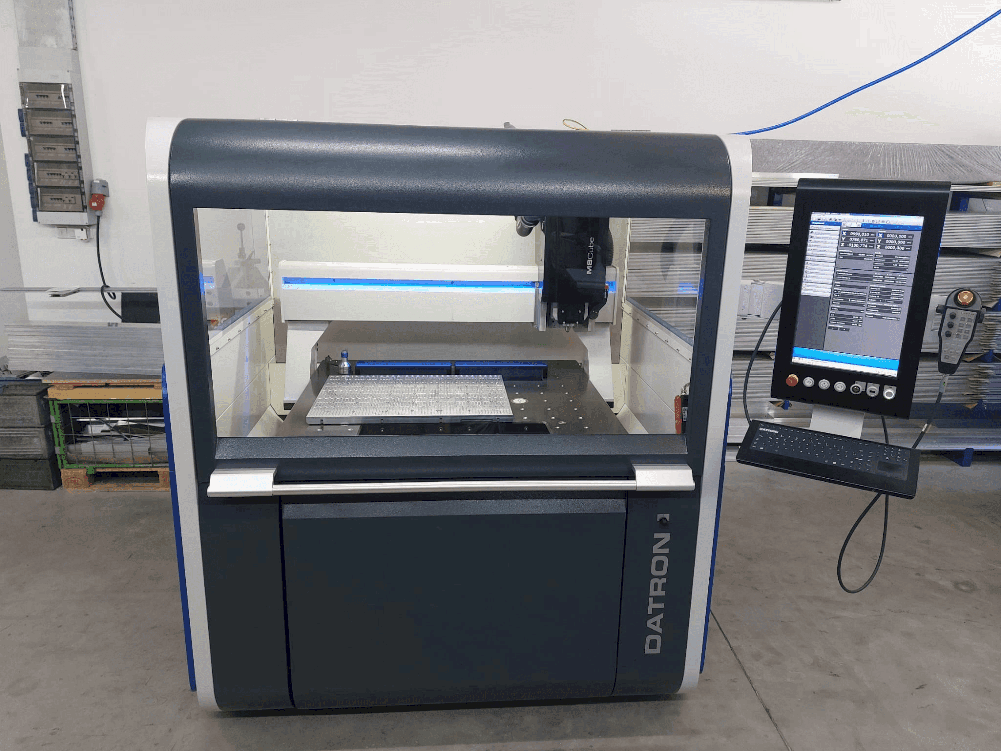 MACHINE_IMG_ALT_FRONT_VIEW