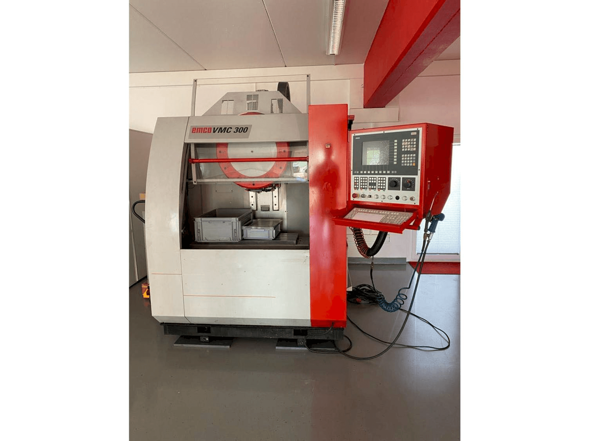 MACHINE_IMG_ALT_FRONT_VIEW