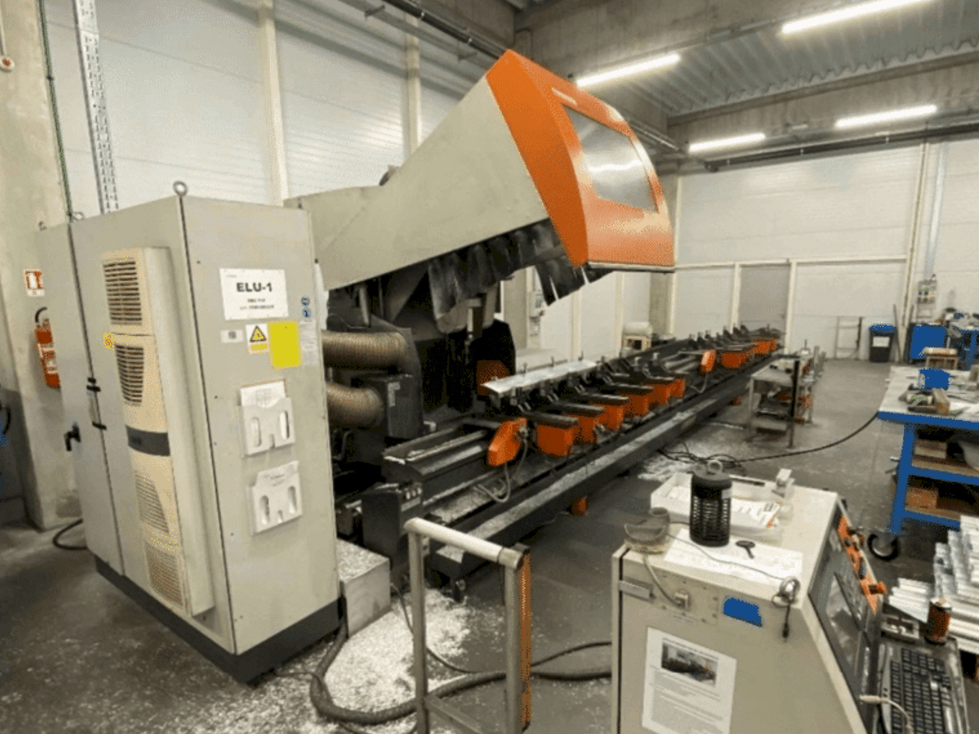 MACHINE_IMG_ALT_FRONT_VIEW
