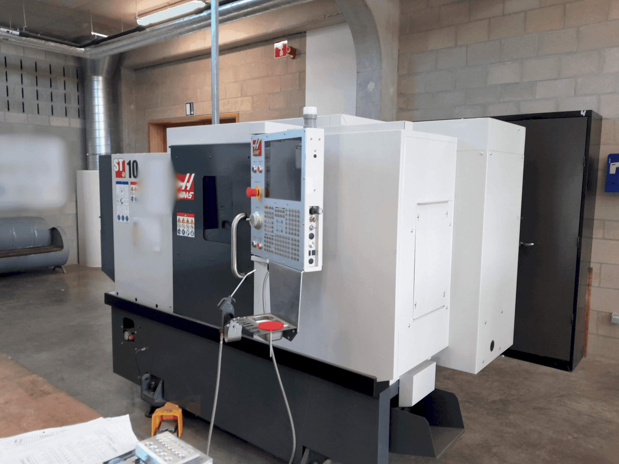 MACHINE_IMG_ALT_FRONT_VIEW