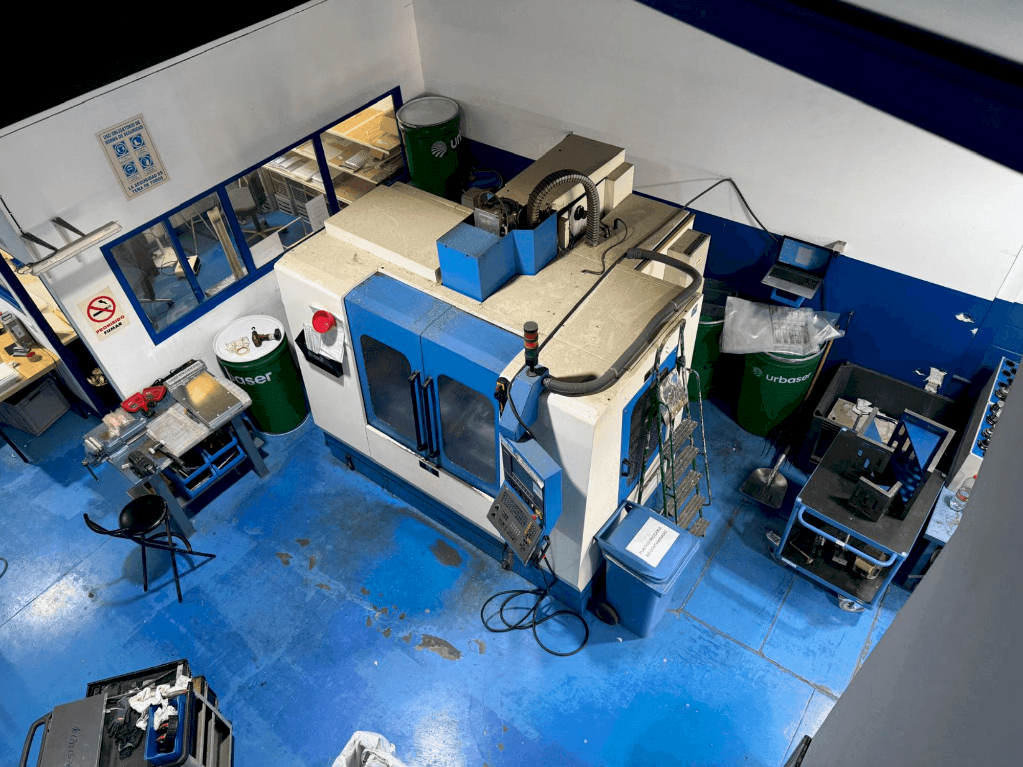 MACHINE_IMG_ALT_FRONT_VIEW