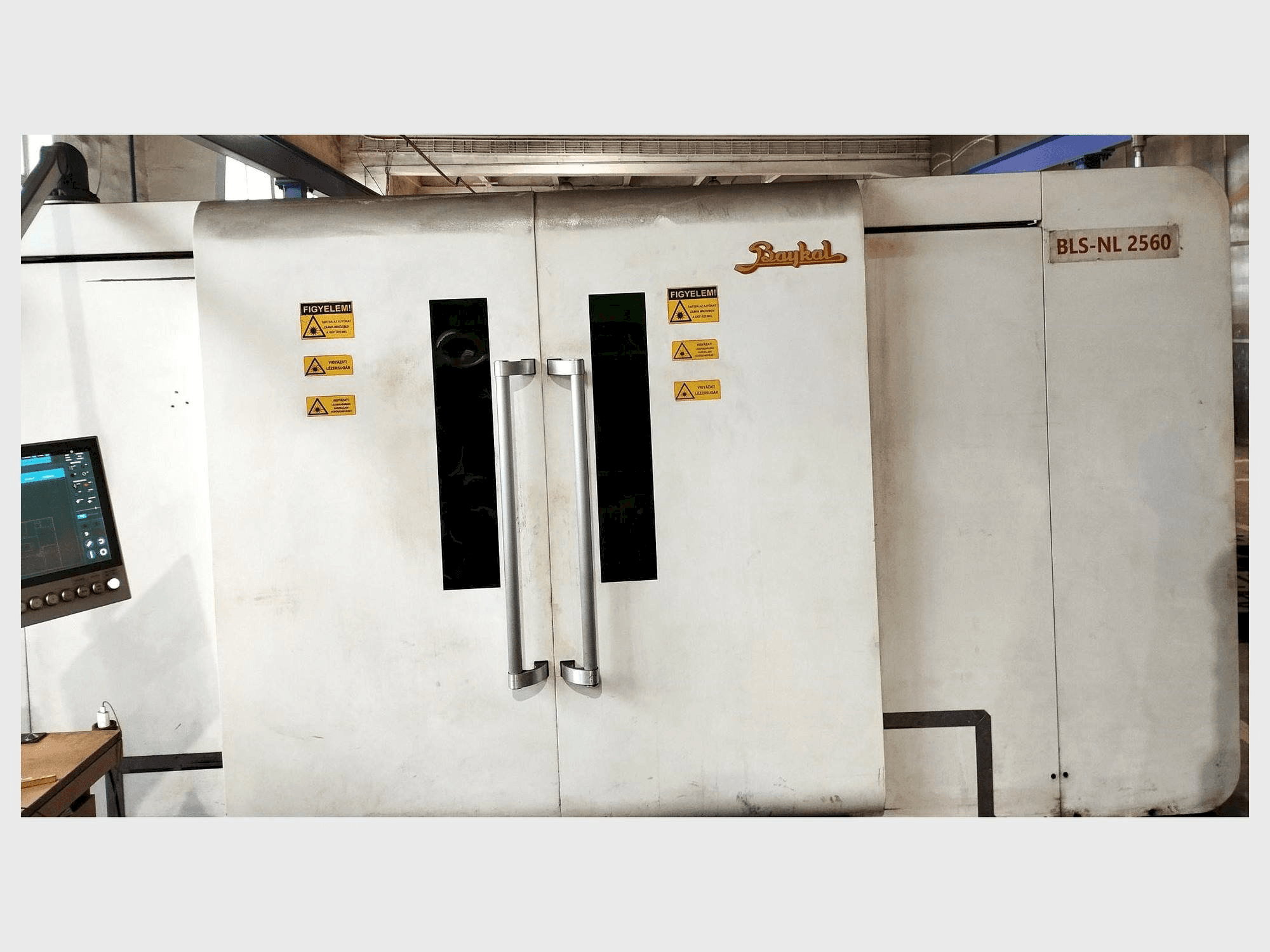 MACHINE_IMG_ALT_FRONT_VIEW