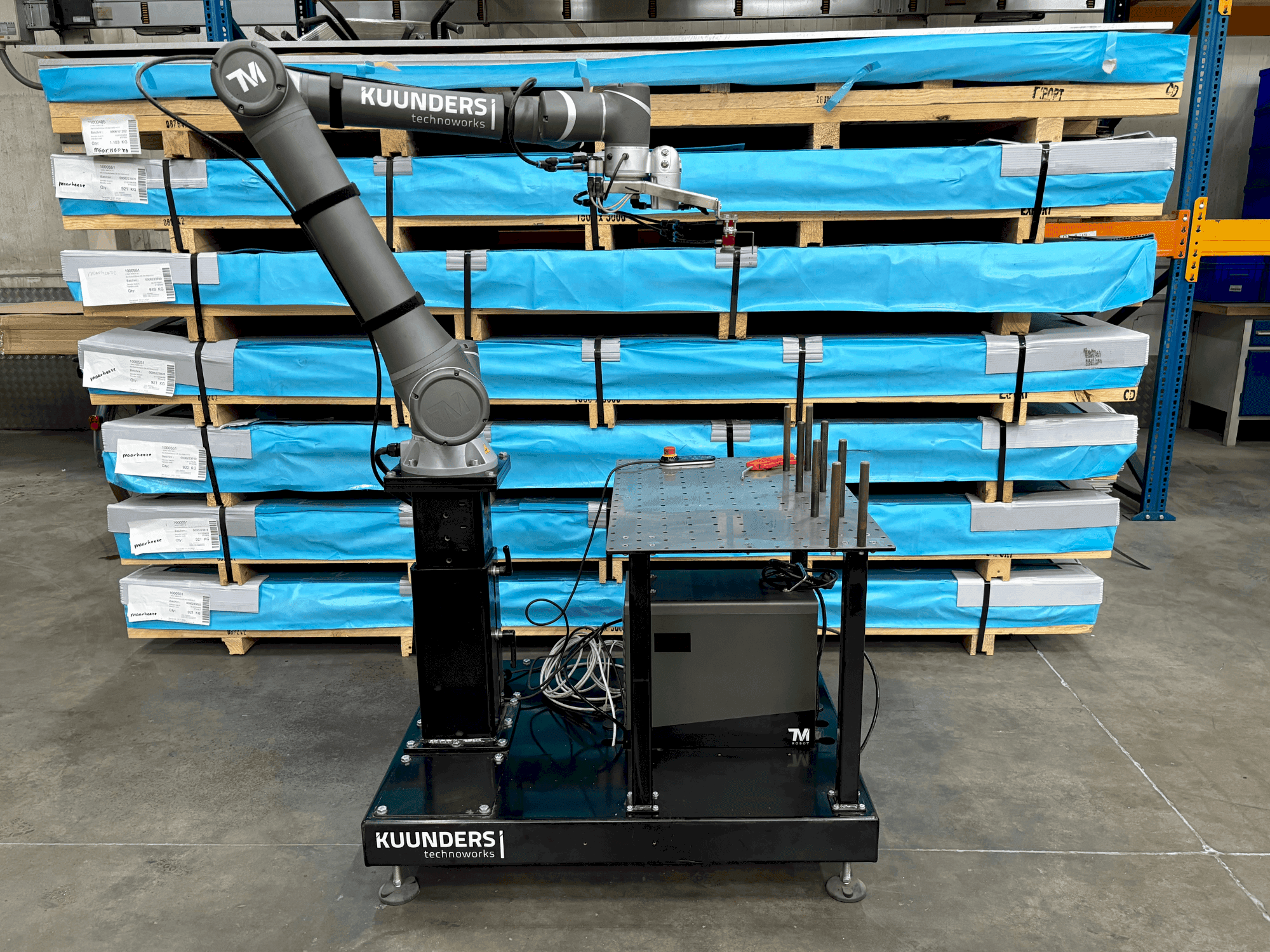 MACHINE_IMG_ALT_FRONT_VIEW
