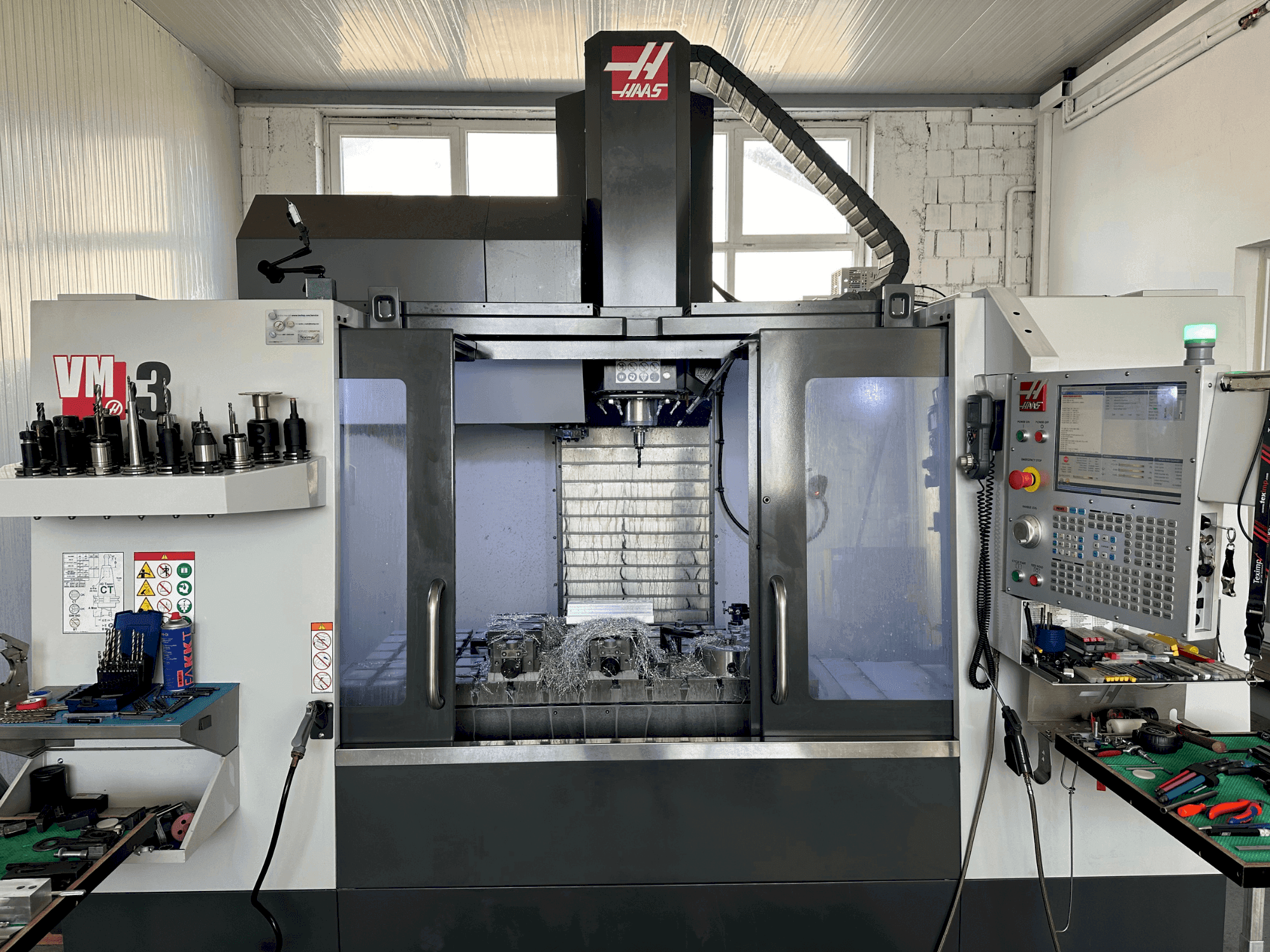 MACHINE_IMG_ALT_FRONT_VIEW