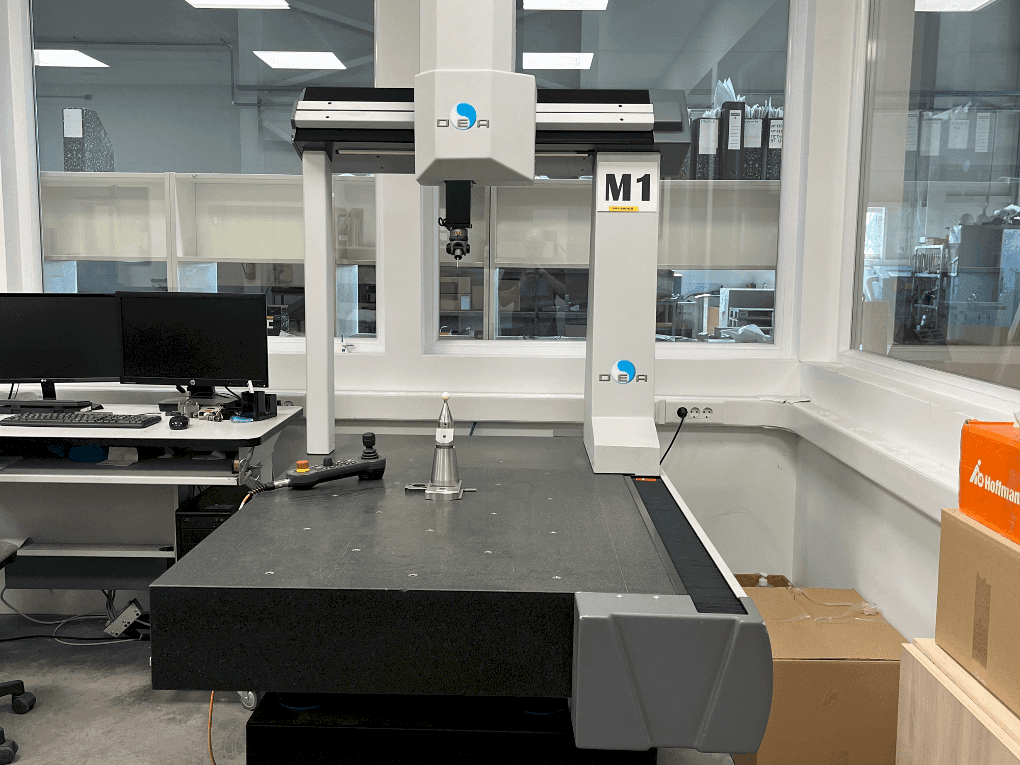 MACHINE_IMG_ALT_FRONT_VIEW