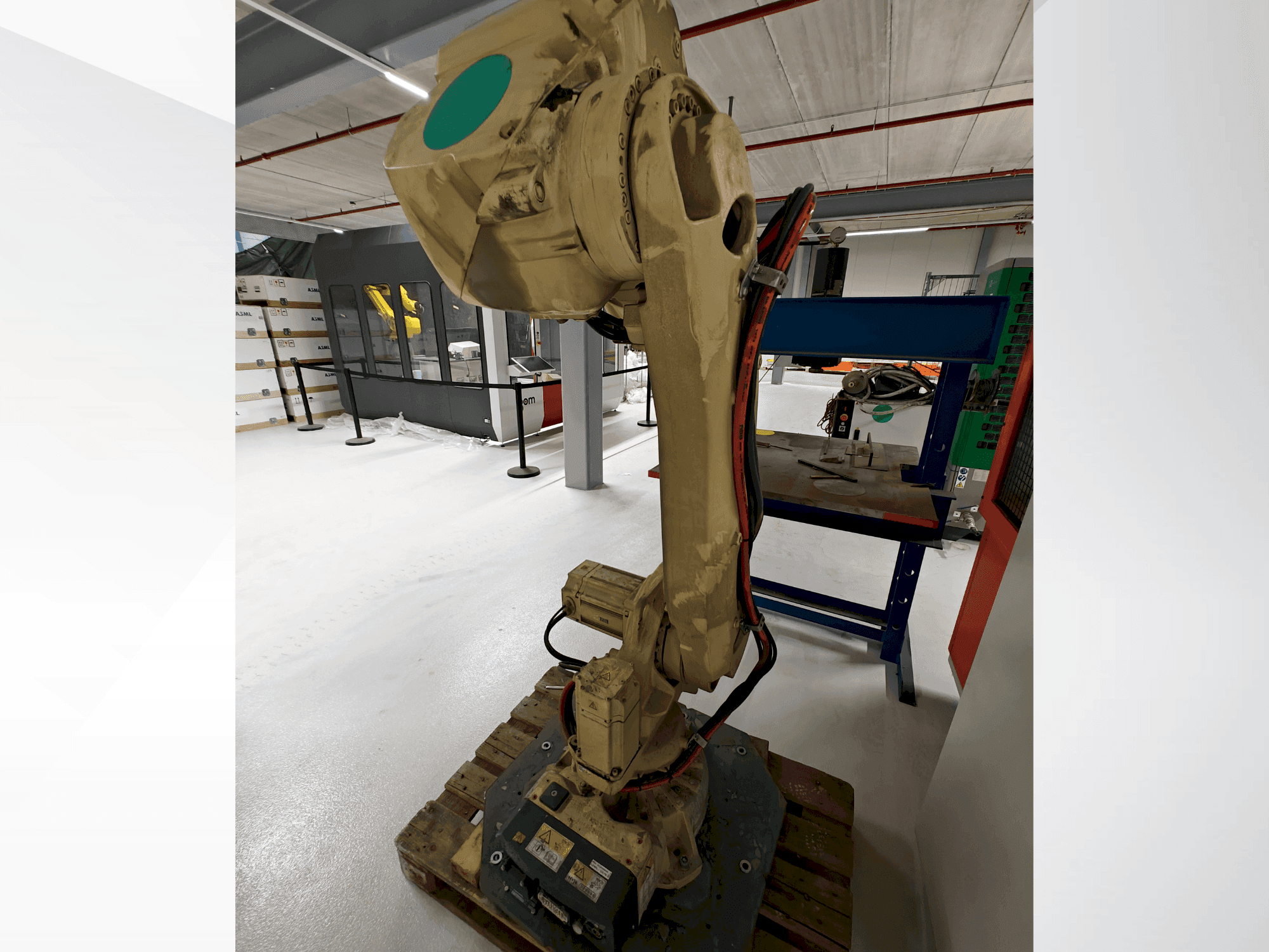 MACHINE_IMG_ALT_FRONT_VIEW